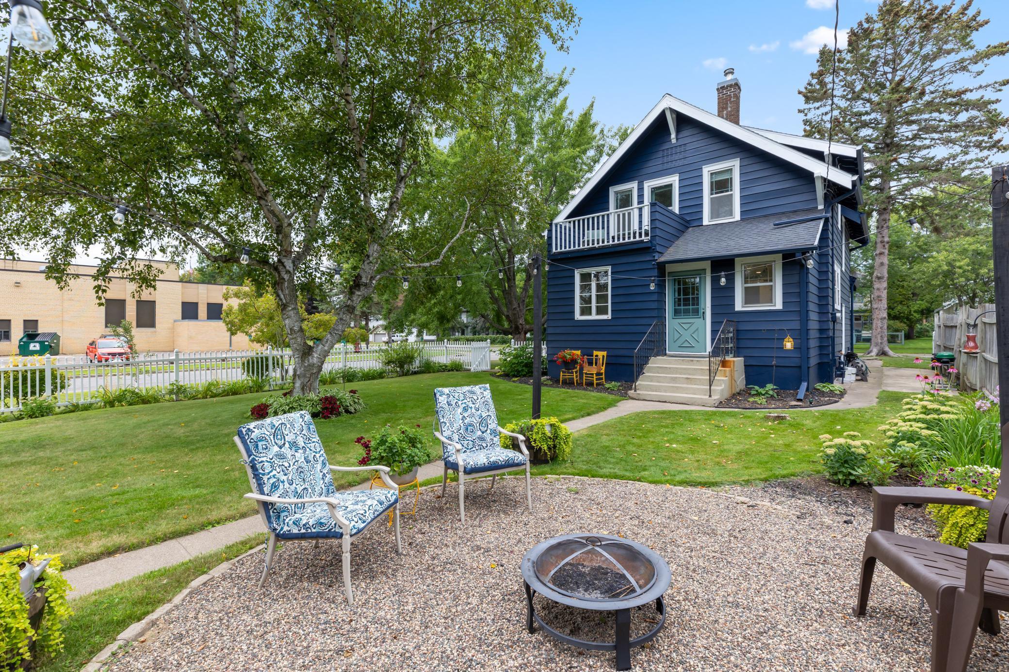 704 N 7th Street