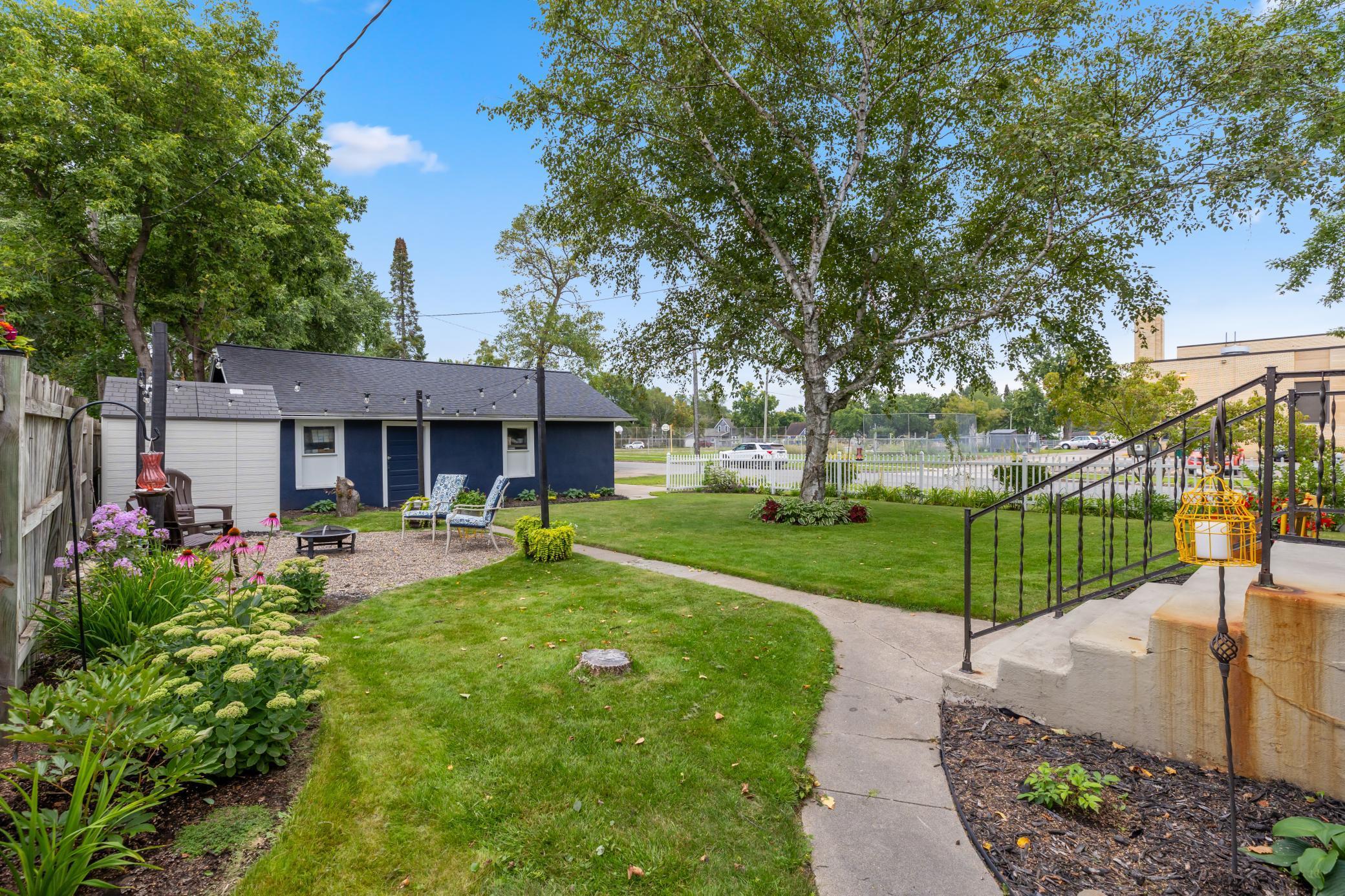 704 N 7th Street