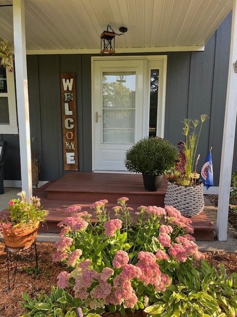 19842 See Gull Road
