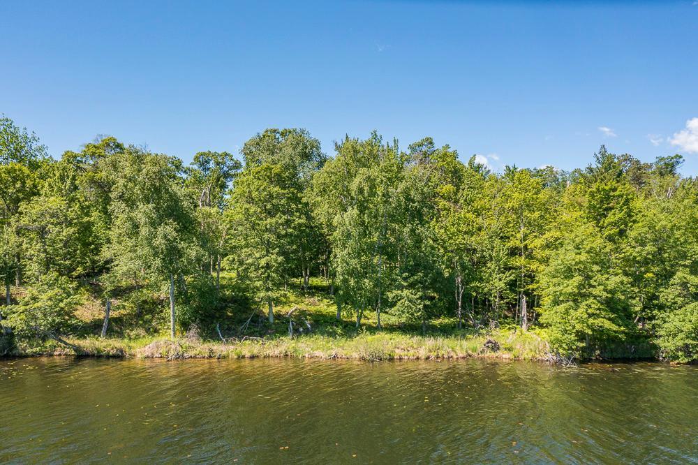 24549 Perrin Pt.