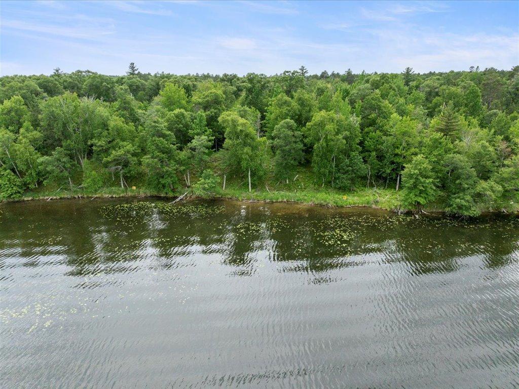 24549 Perrin Pt.