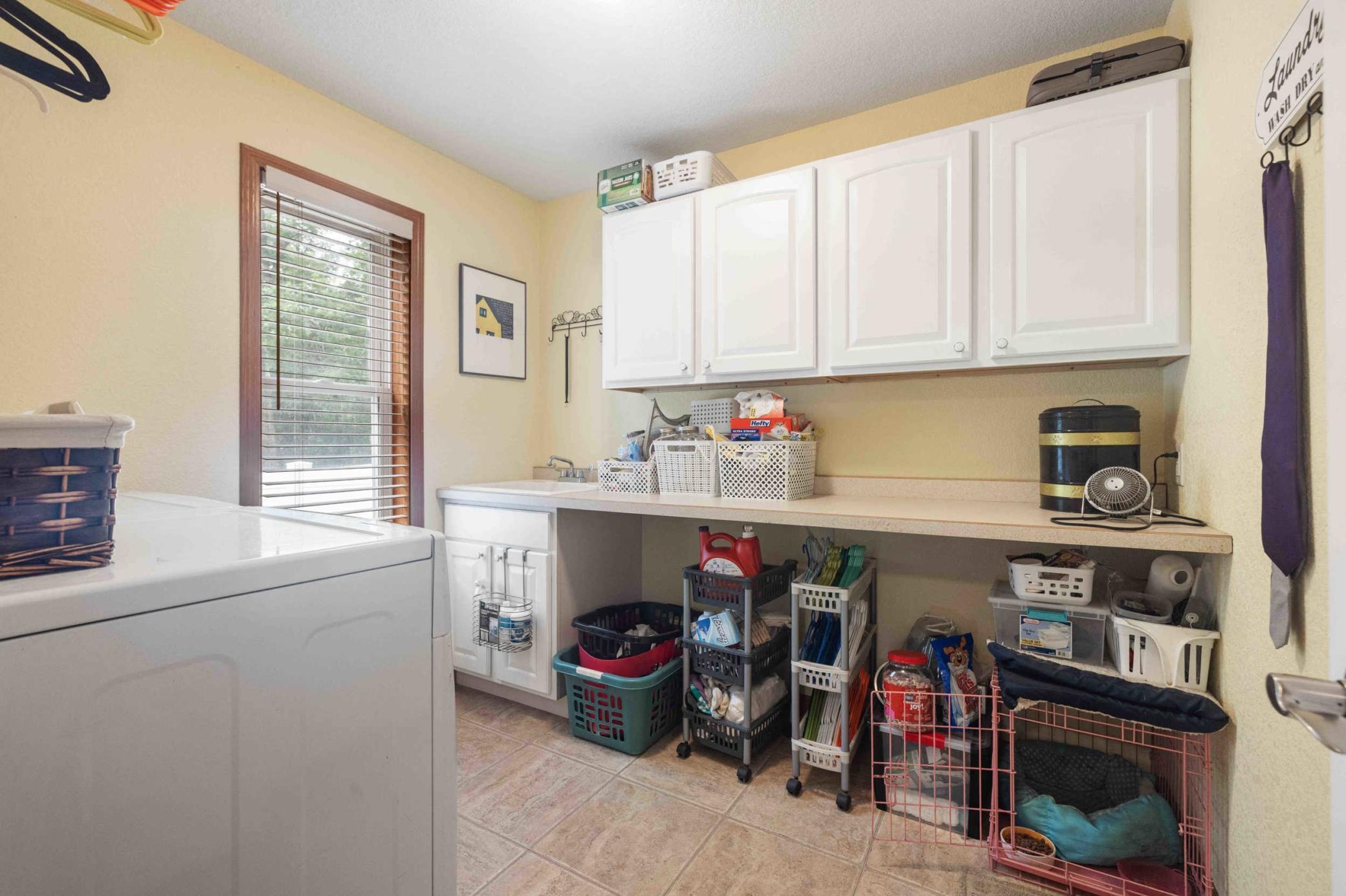 6153 Fairfax Court