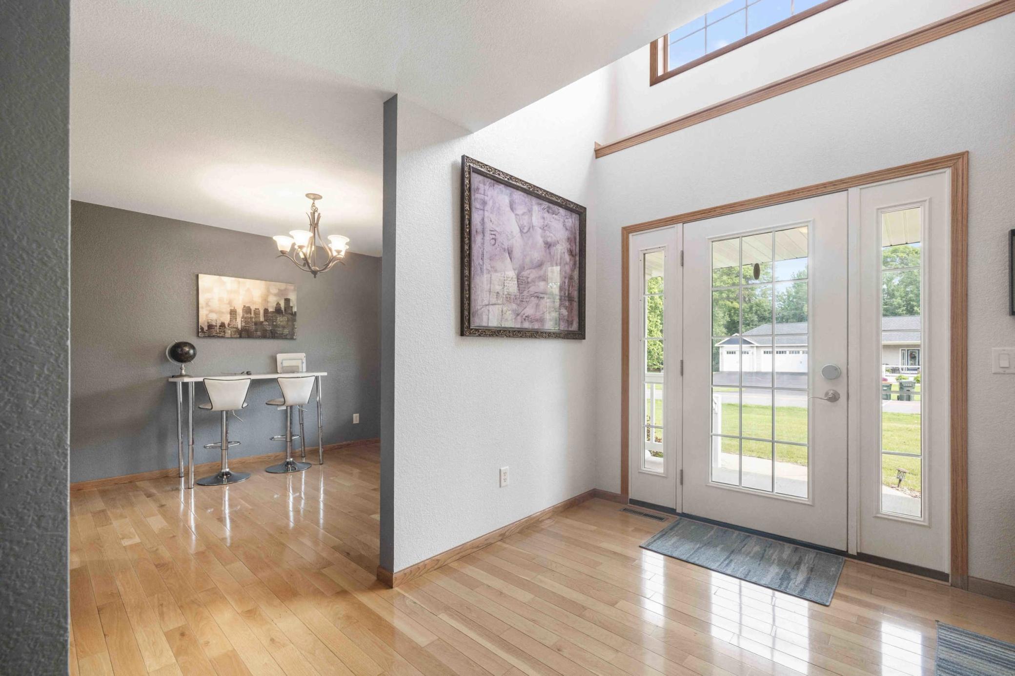 6153 Fairfax Court