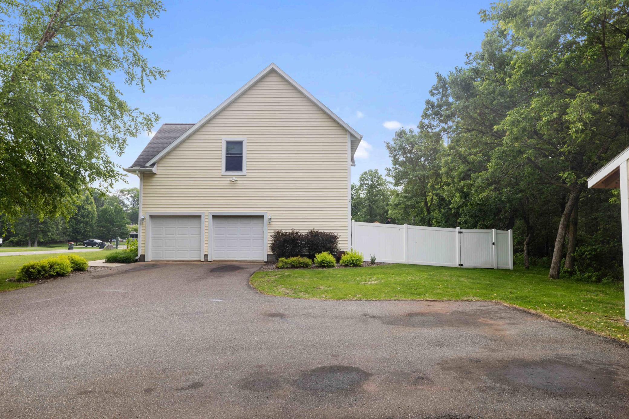 6153 Fairfax Court