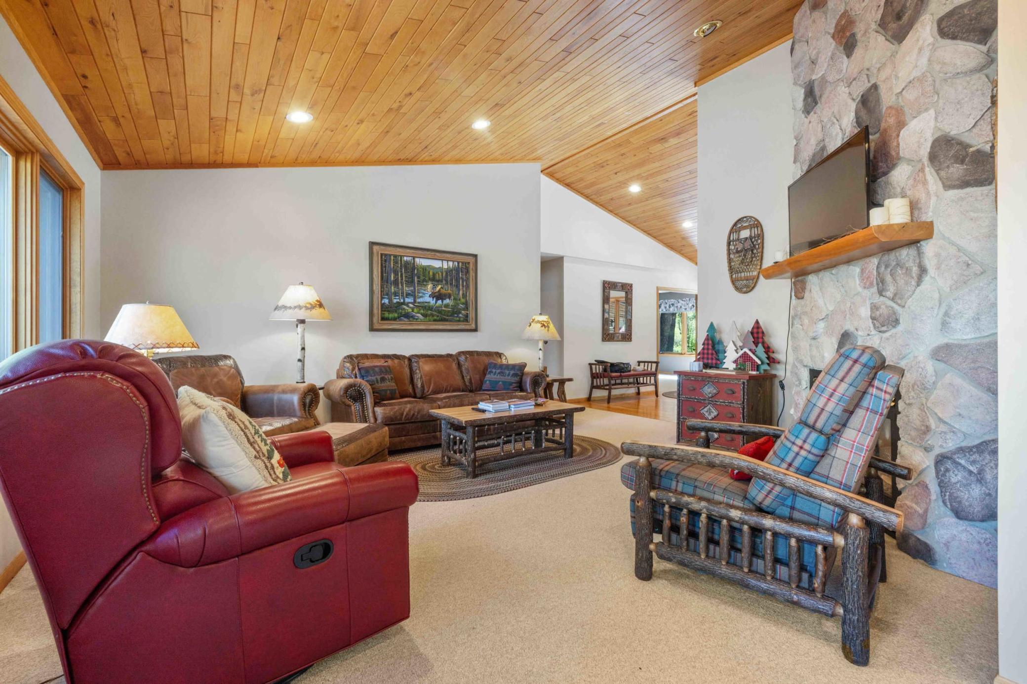 14464 Grouse Lane