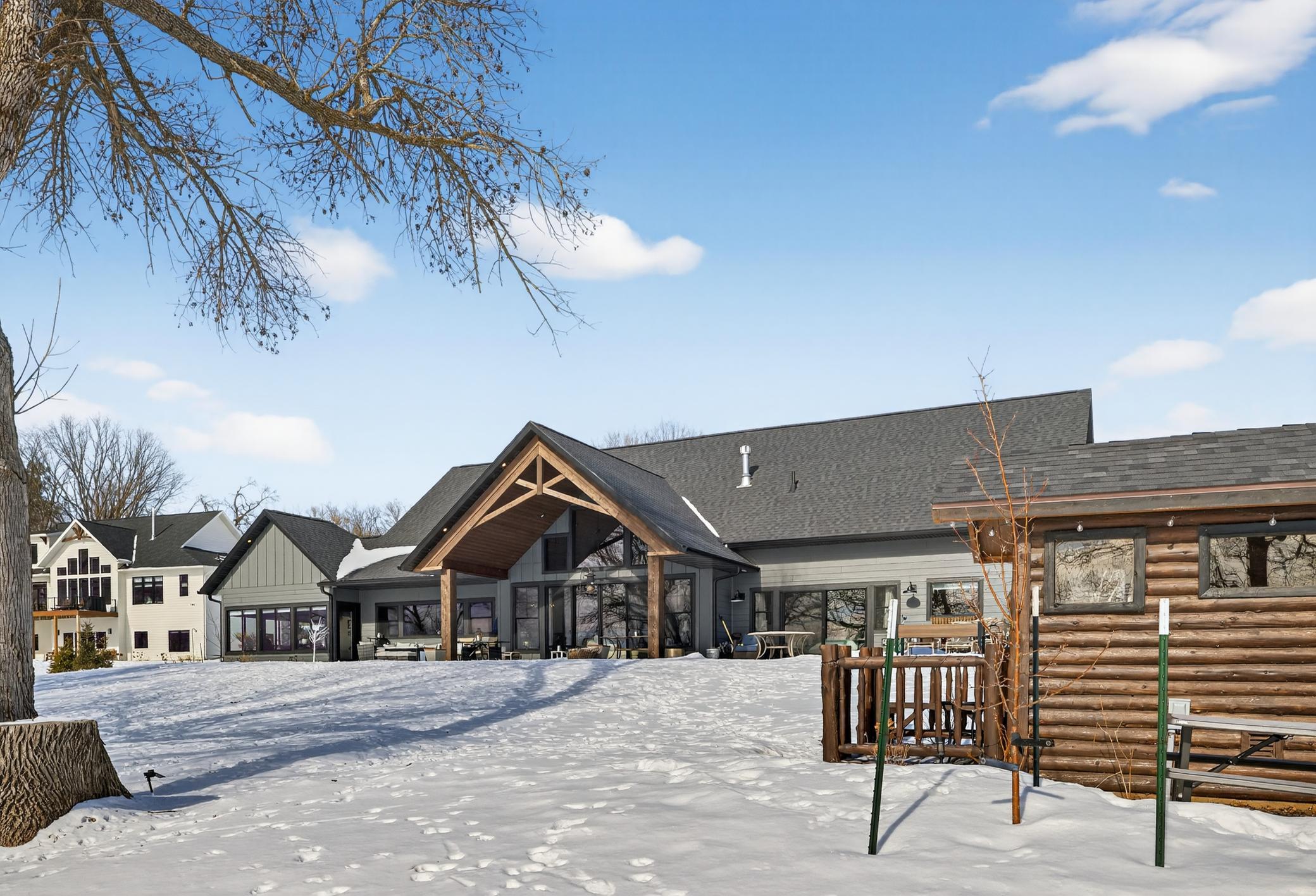 29773 Pioneer Avenue