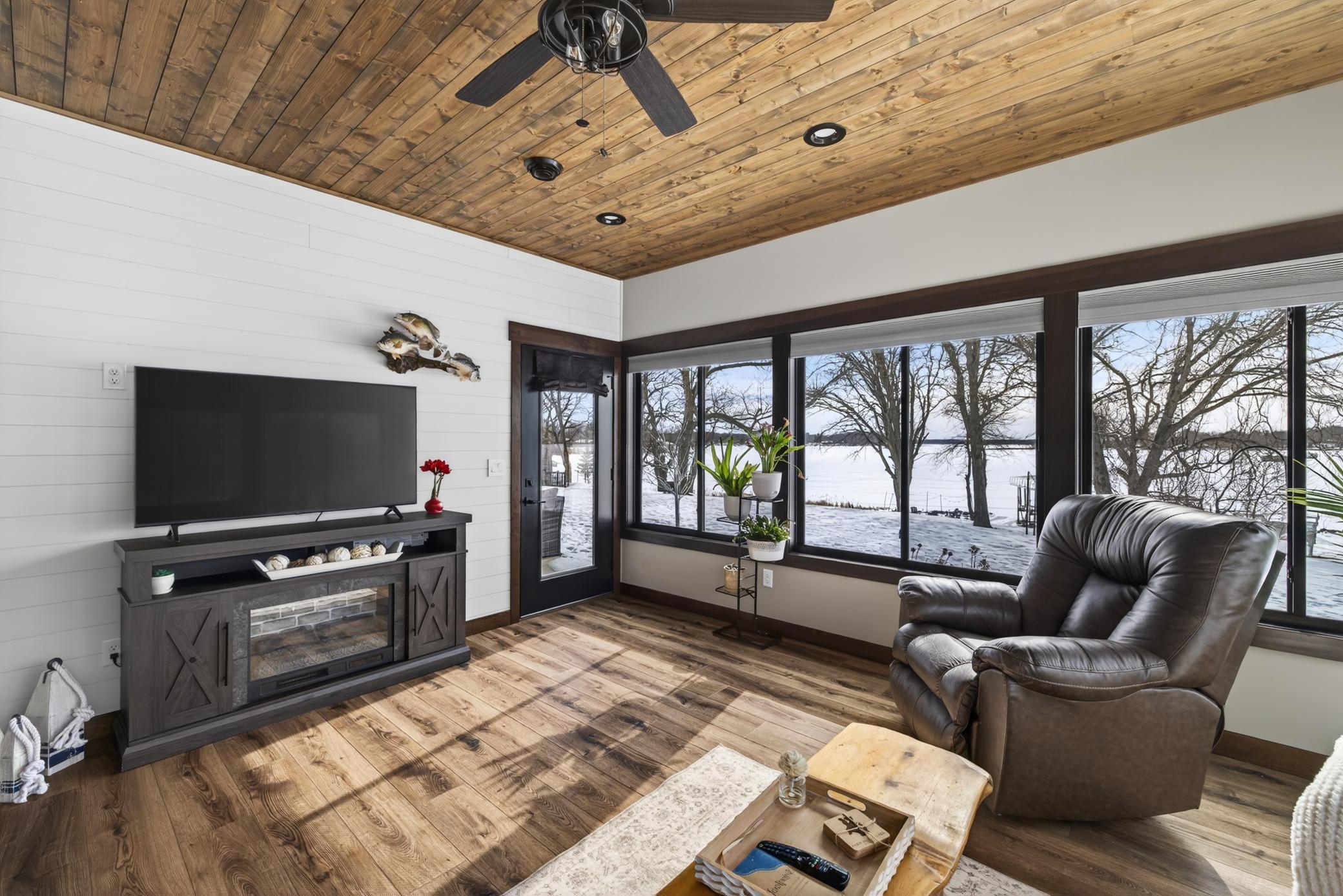 29773 Pioneer Avenue