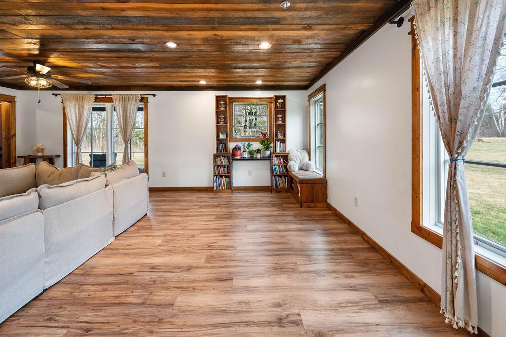 4596 60th Street SW