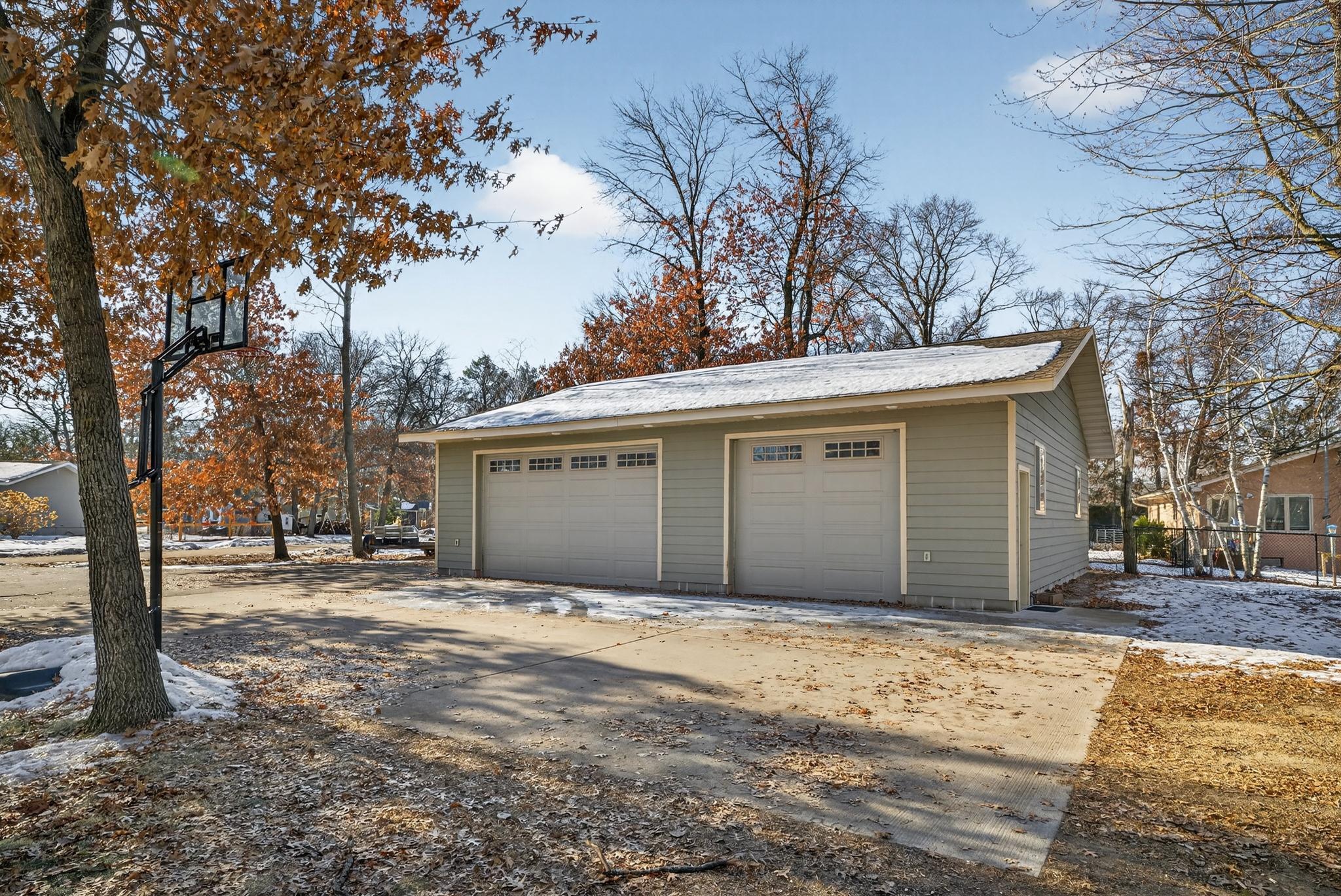 16316 Birchwood Lane