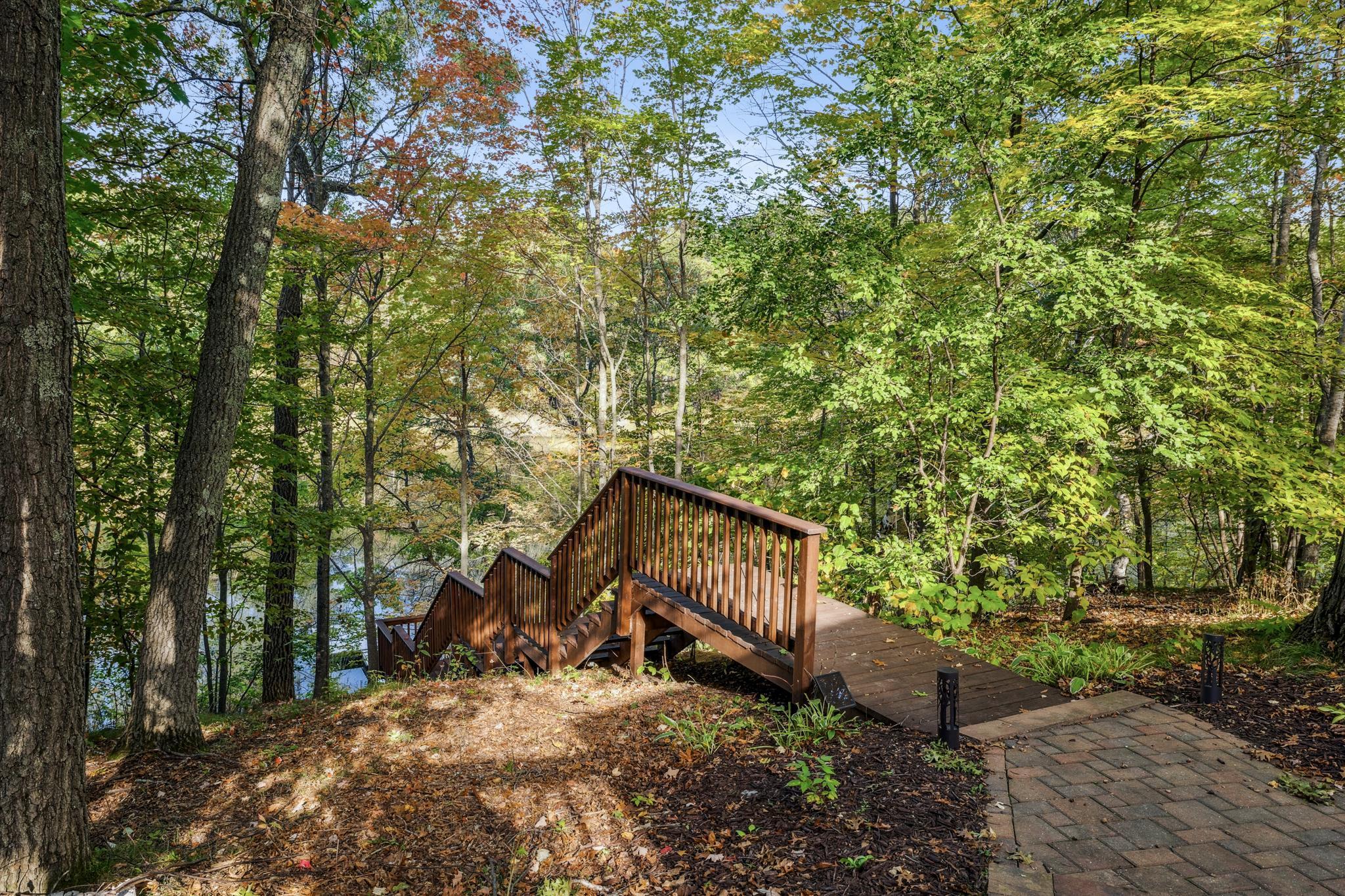 16316 Birchwood Lane