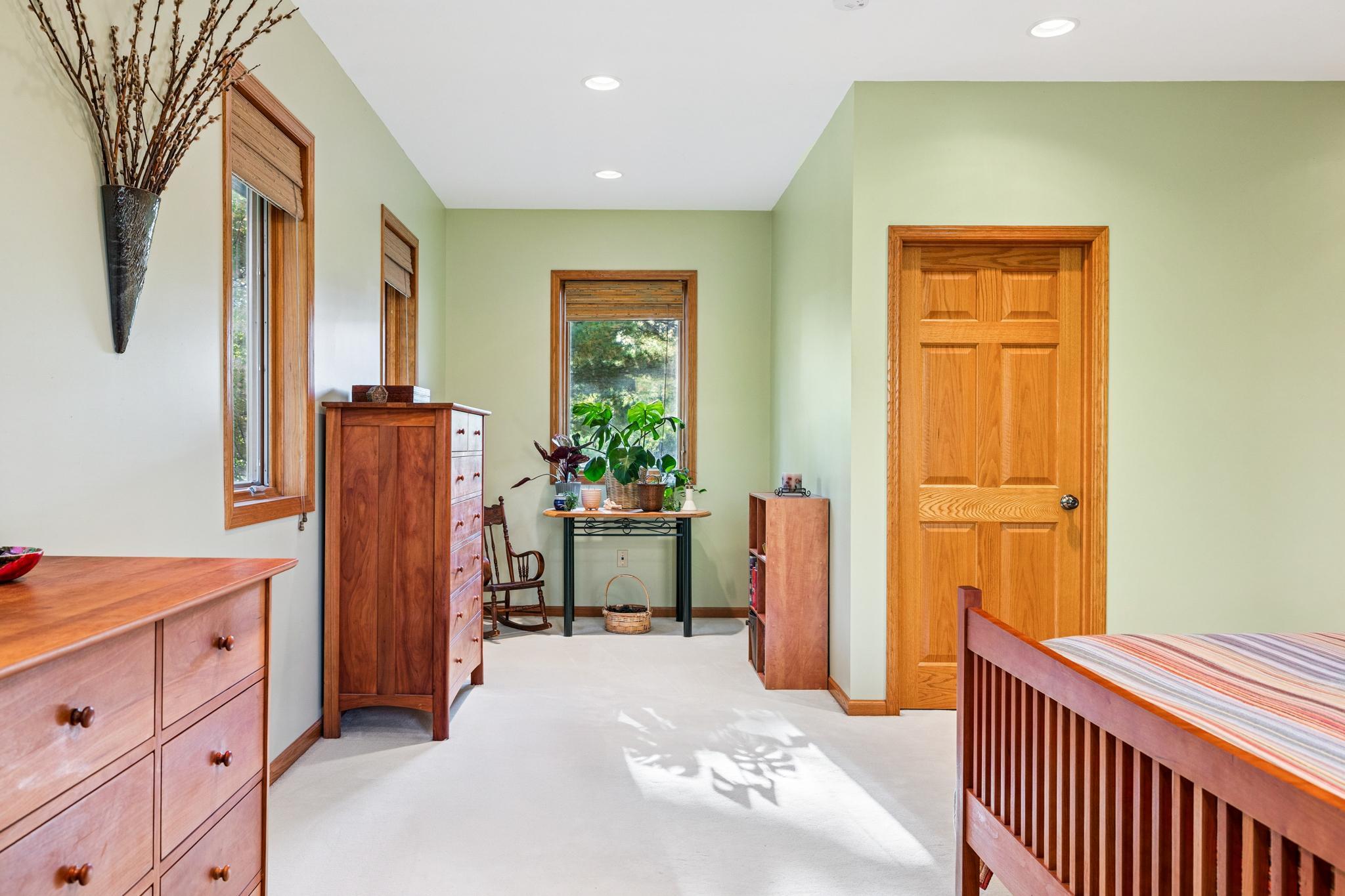 16316 Birchwood Lane