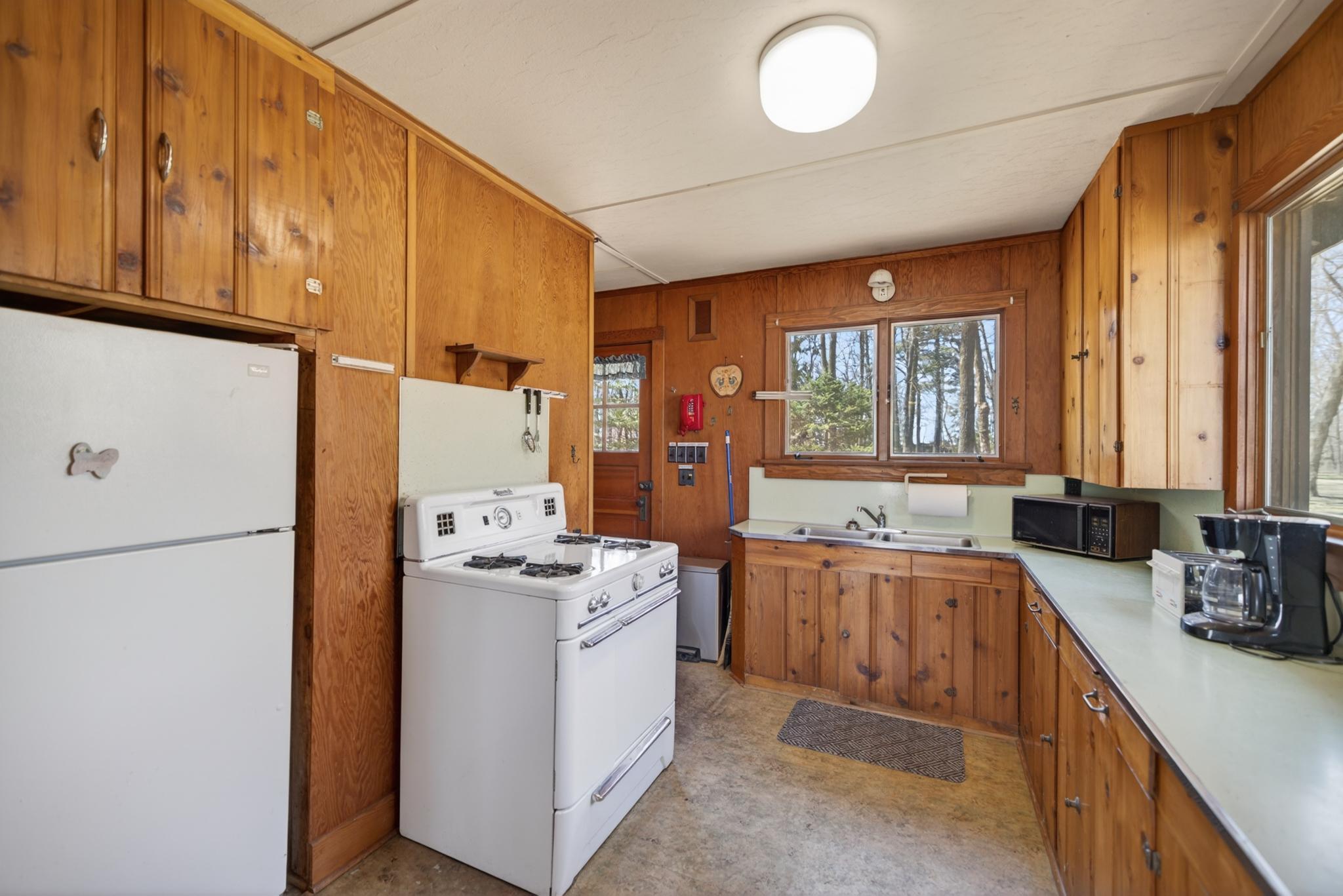 8371 Big Whitefish Narrows