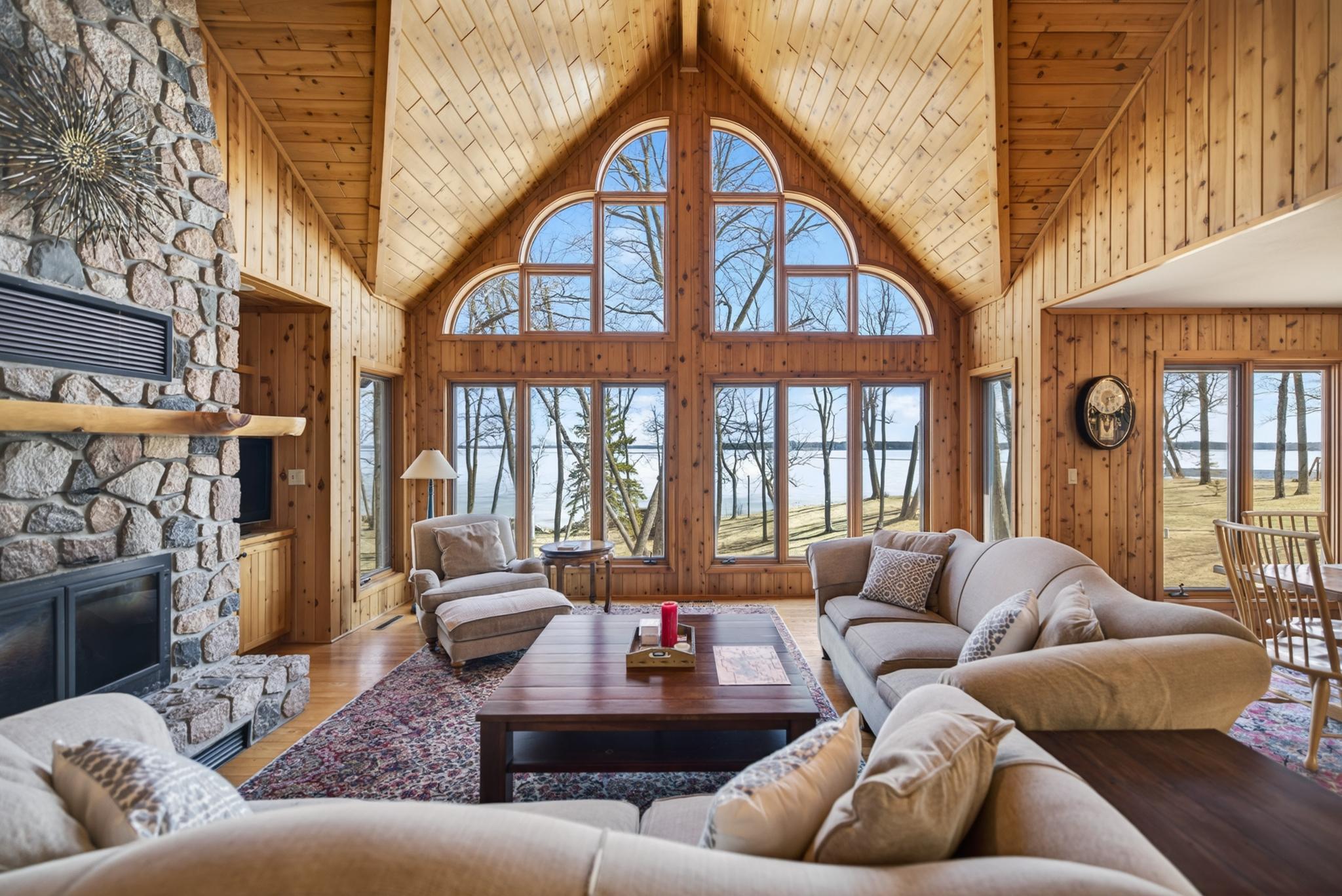 8371 Big Whitefish Narrows