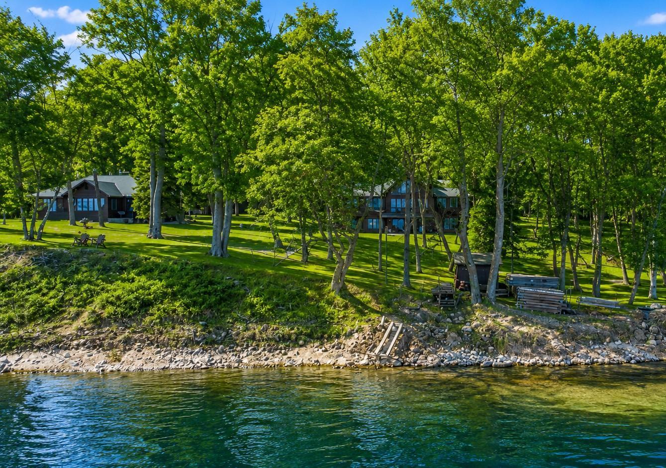 8371 Big Whitefish Narrows