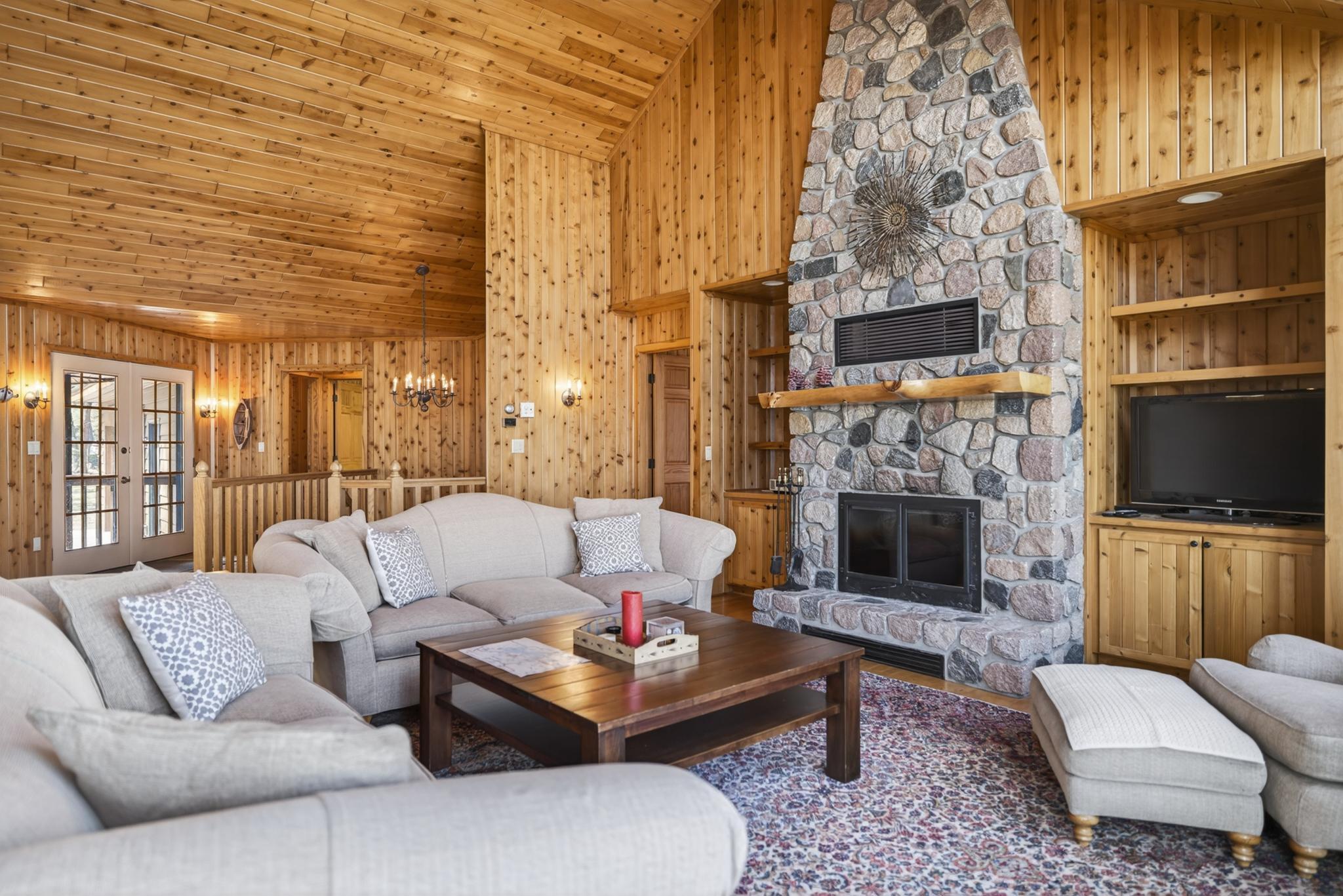 8371 Big Whitefish Narrows