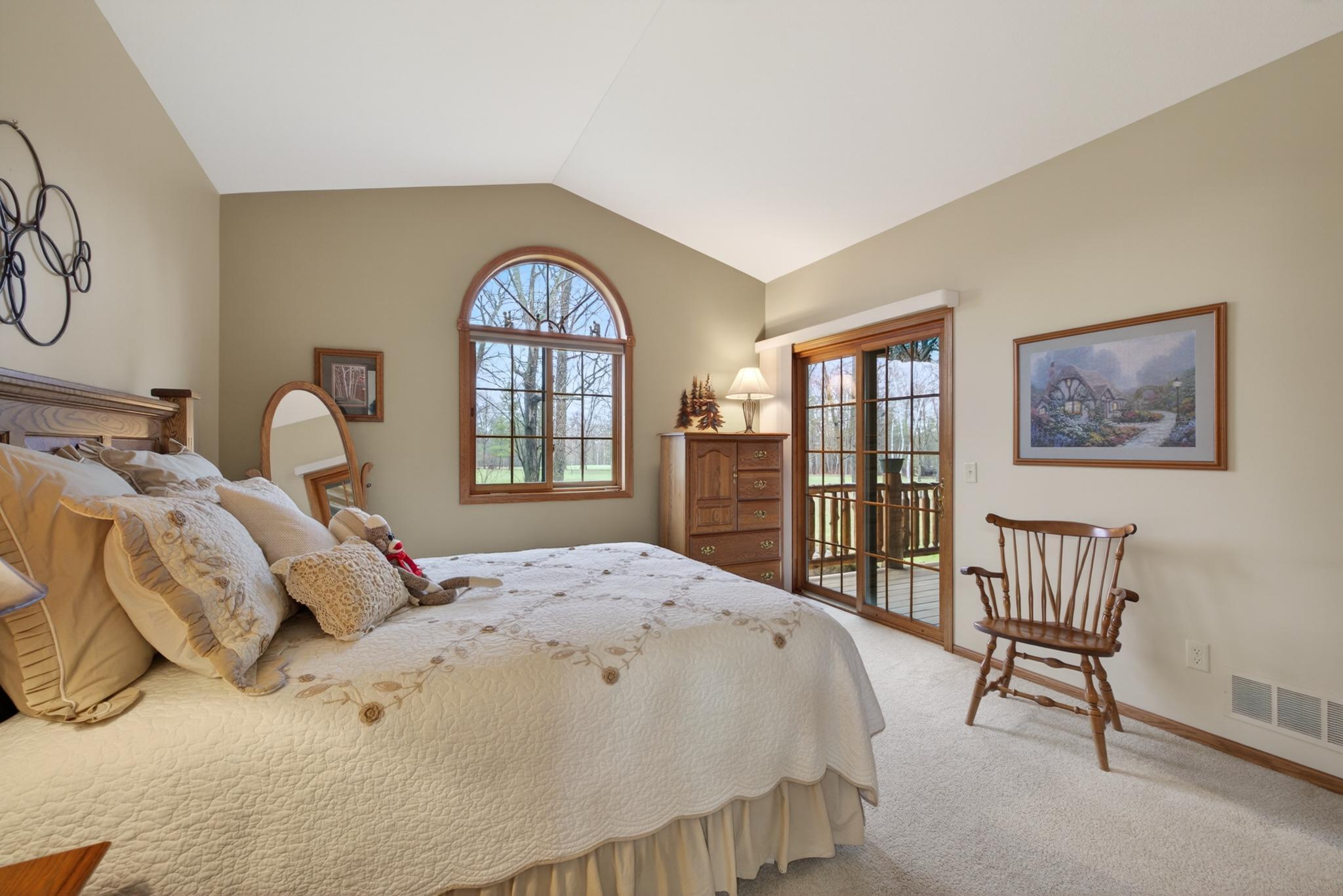 8160 Golf View Trail