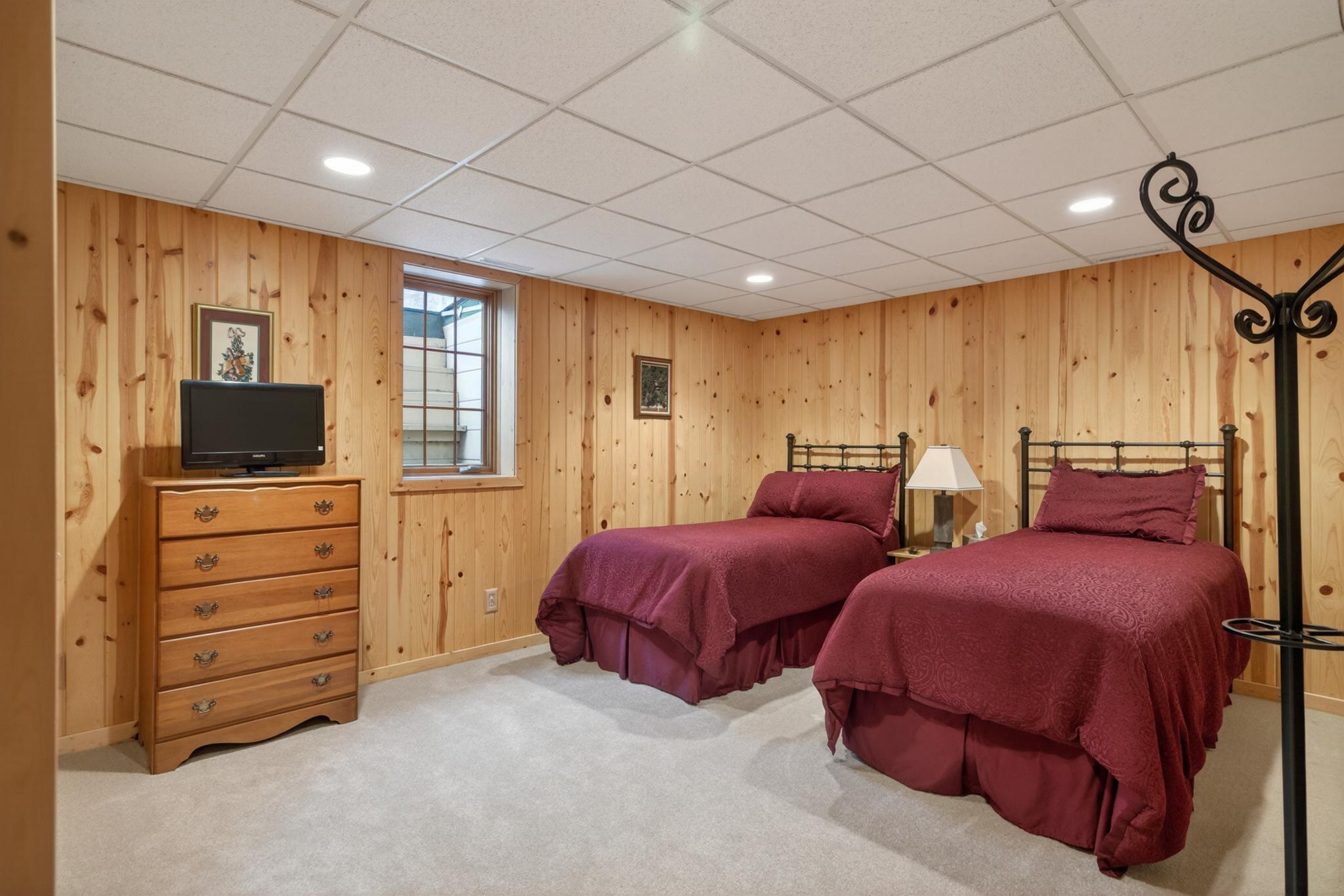 8160 Golf View Trail
