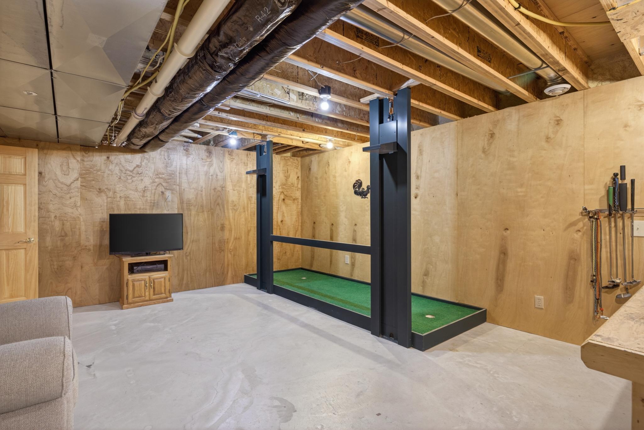 8160 Golf View Trail