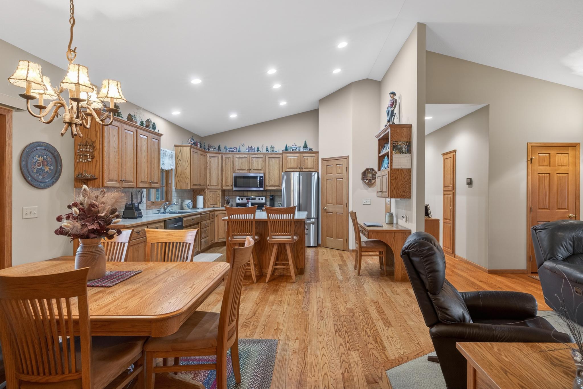8160 Golf View Trail