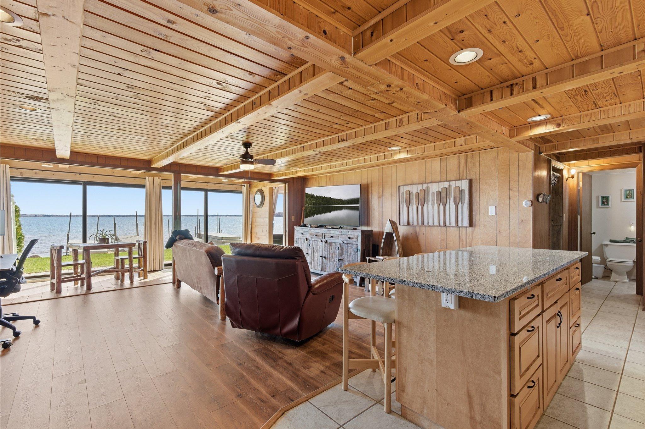 9125 Breezy Point Drive Unit: 437