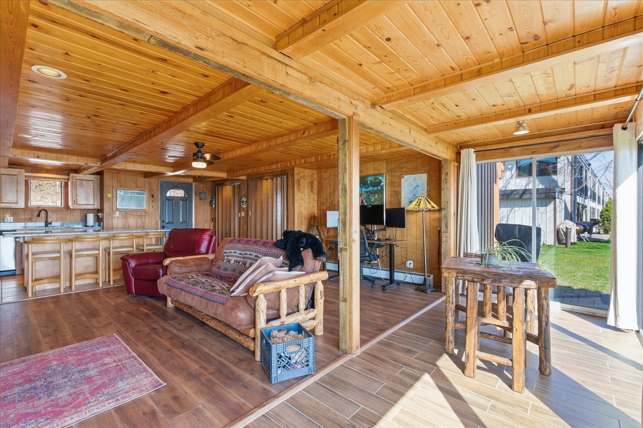 9125 Breezy Point Drive Unit: 437