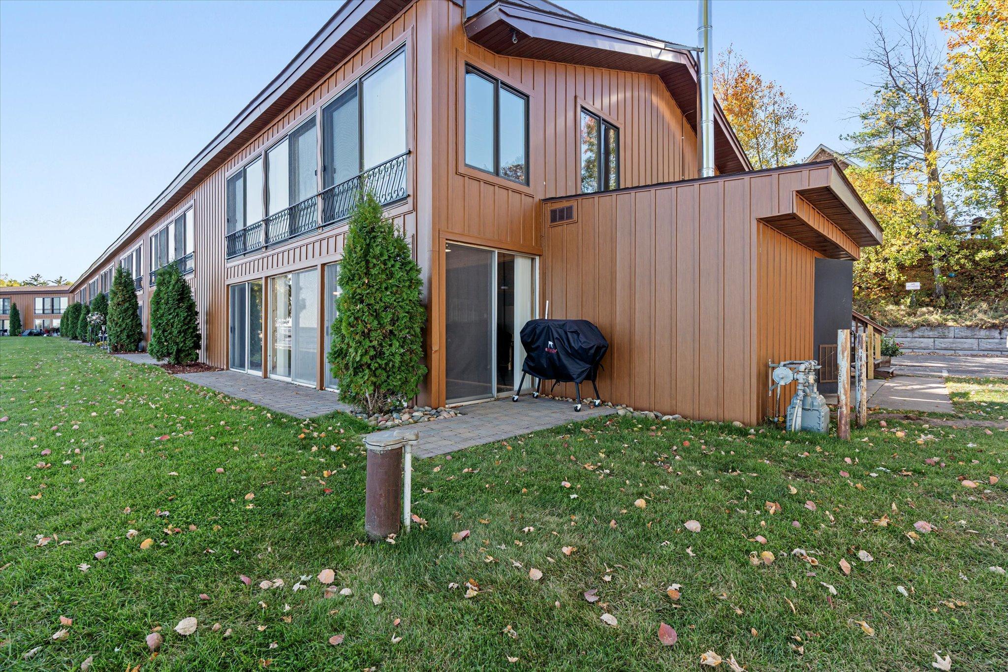 9125 Breezy Point Drive Unit: 437