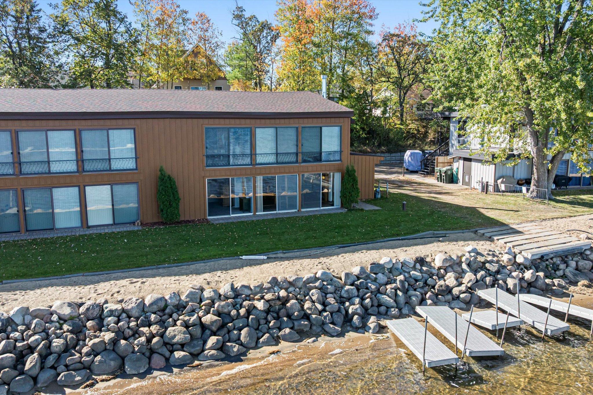9125 Breezy Point Drive Unit: 437