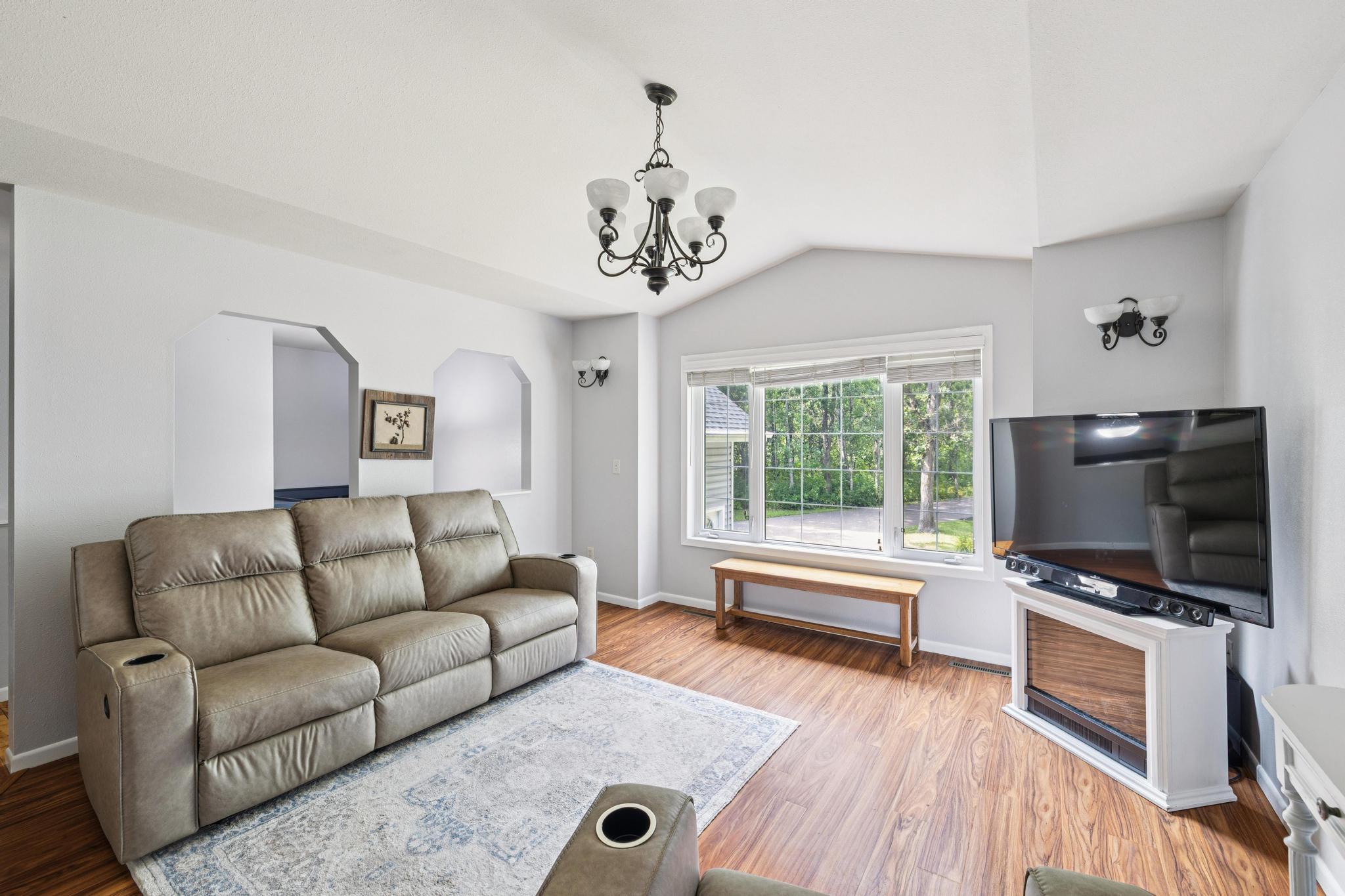 7178 Burr Lane