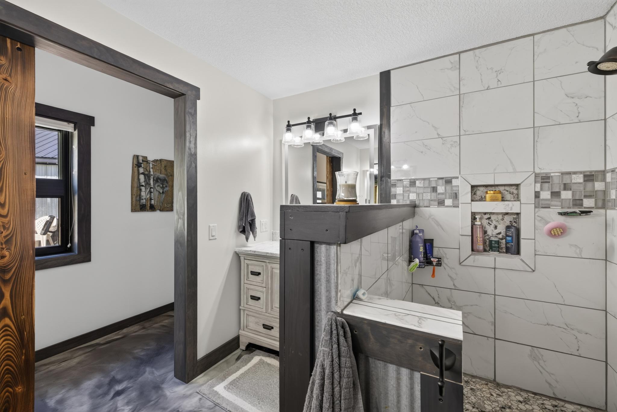 40293 Fox Glen Drive