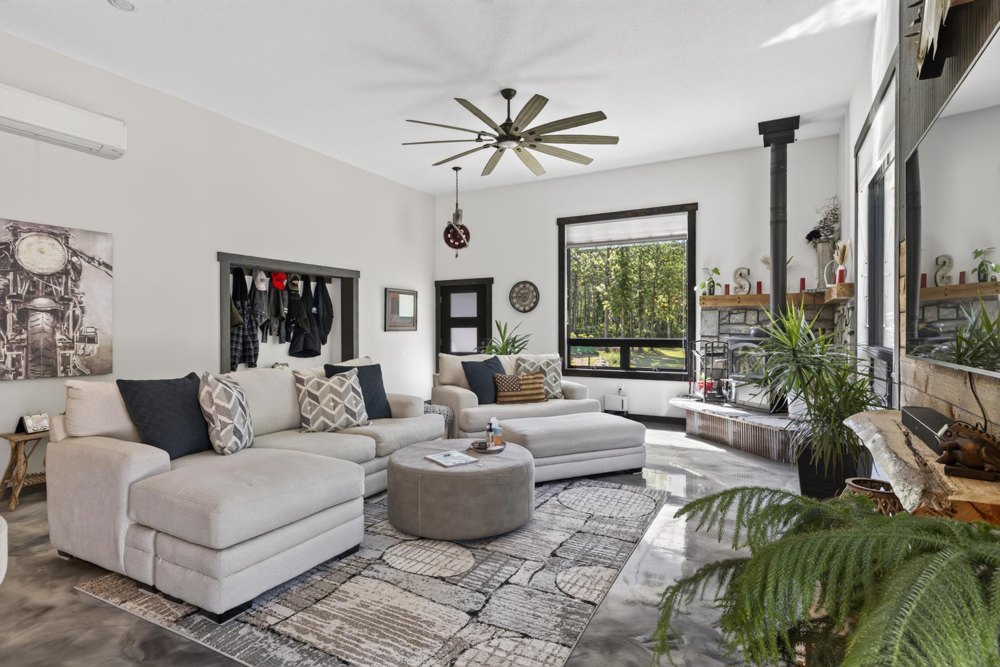 40293 Fox Glen Drive