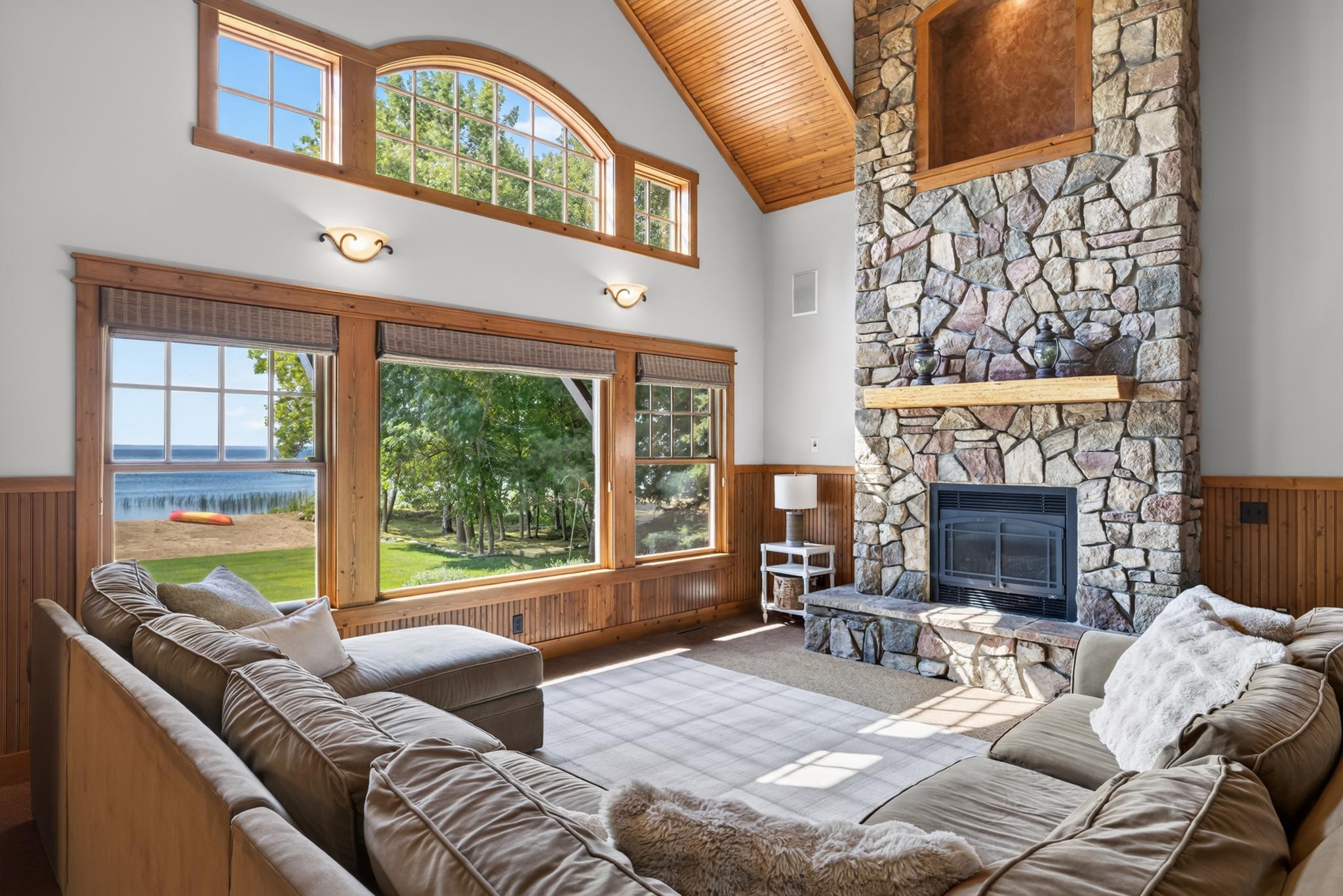 10603 Hamilton Lane