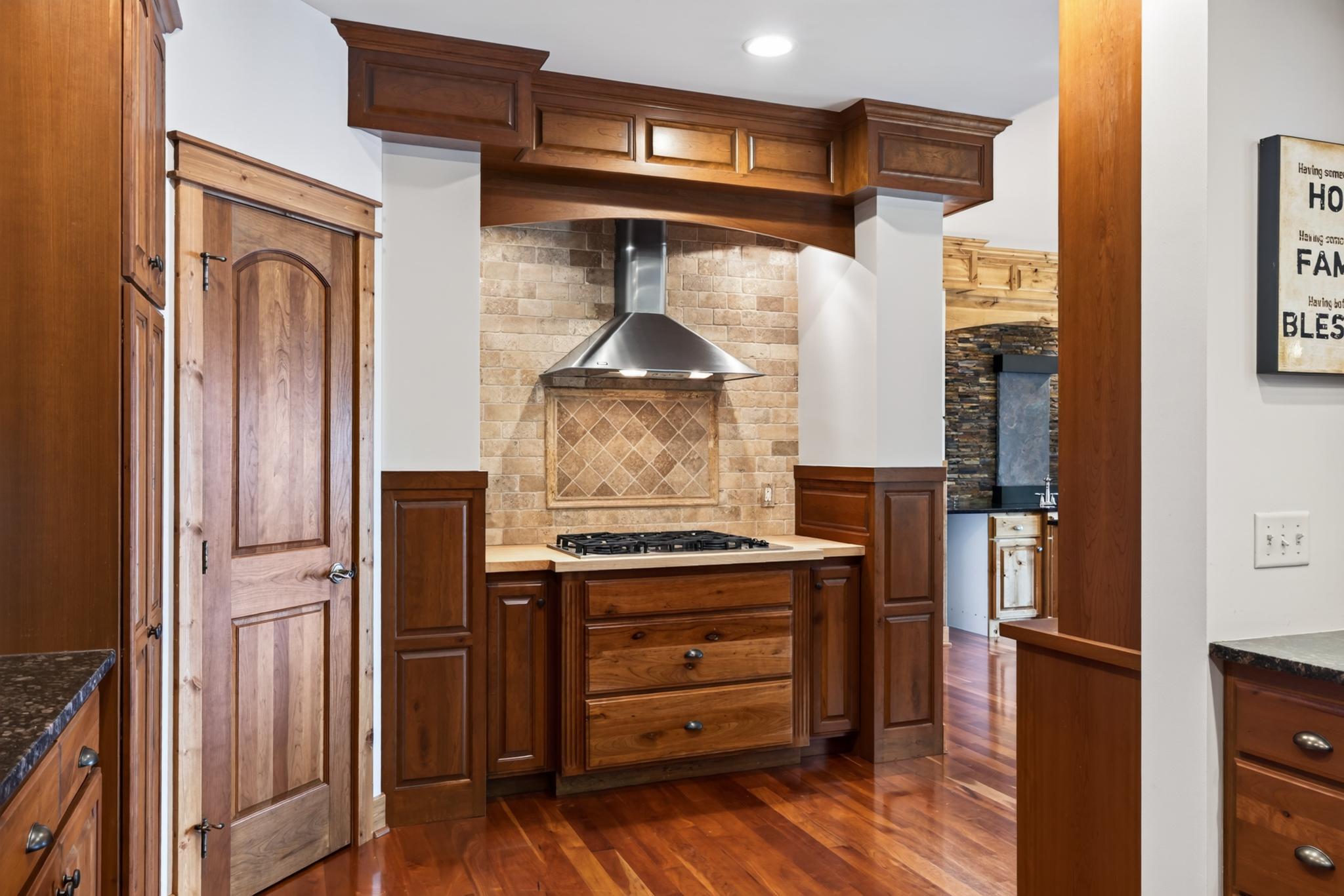 10603 Hamilton Lane