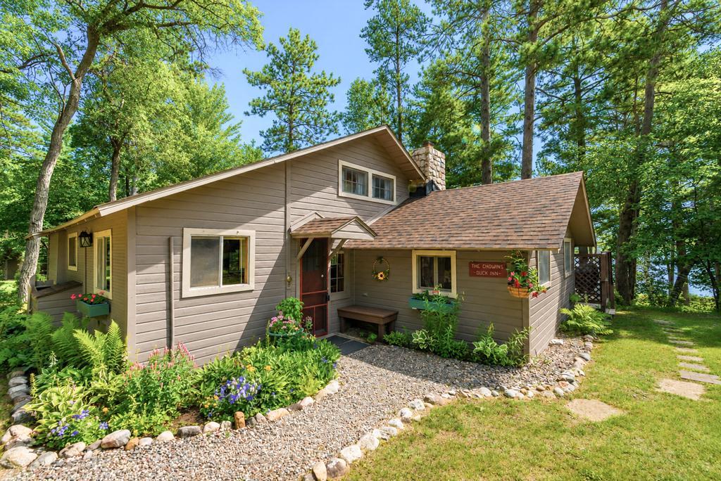 9186 Iris Lane