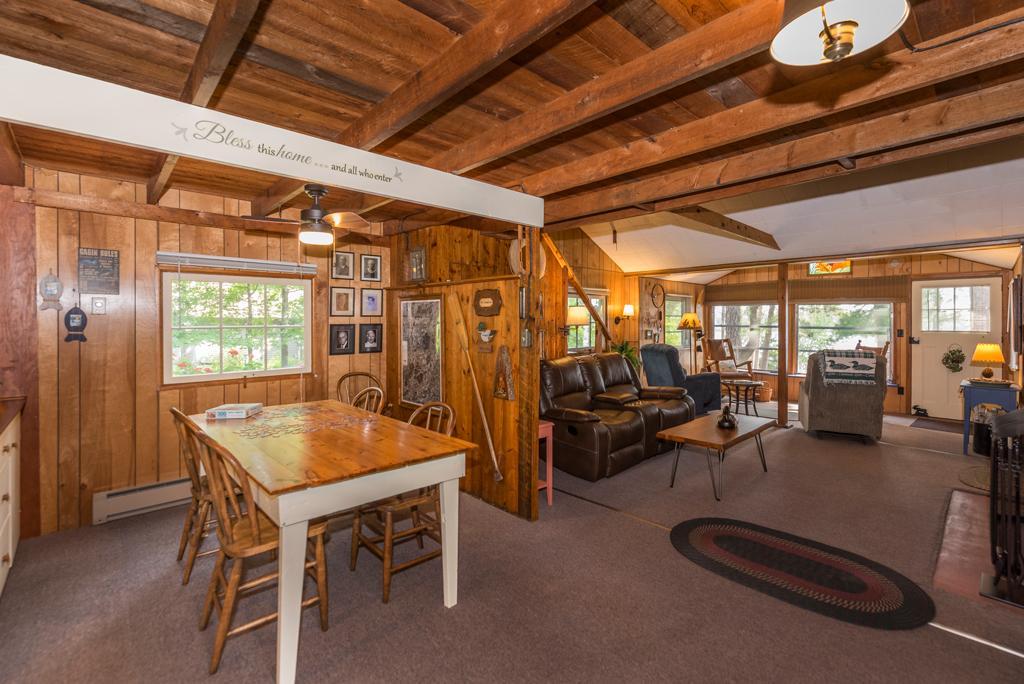 9186 Iris Lane