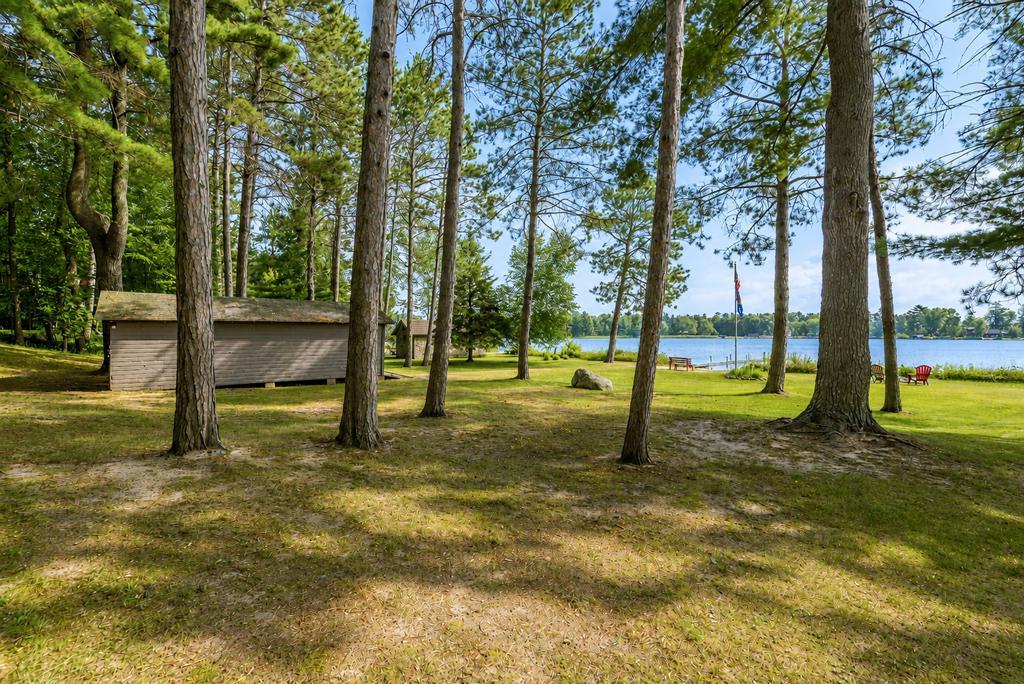 9186 Iris Lane