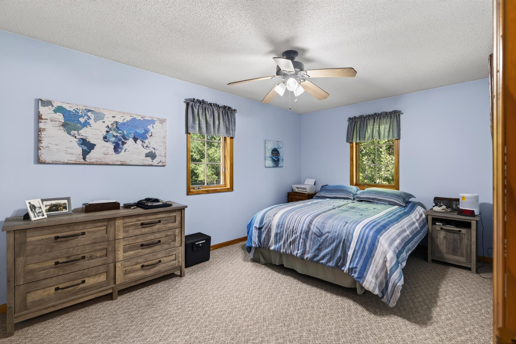 1587 SW Stallion Road