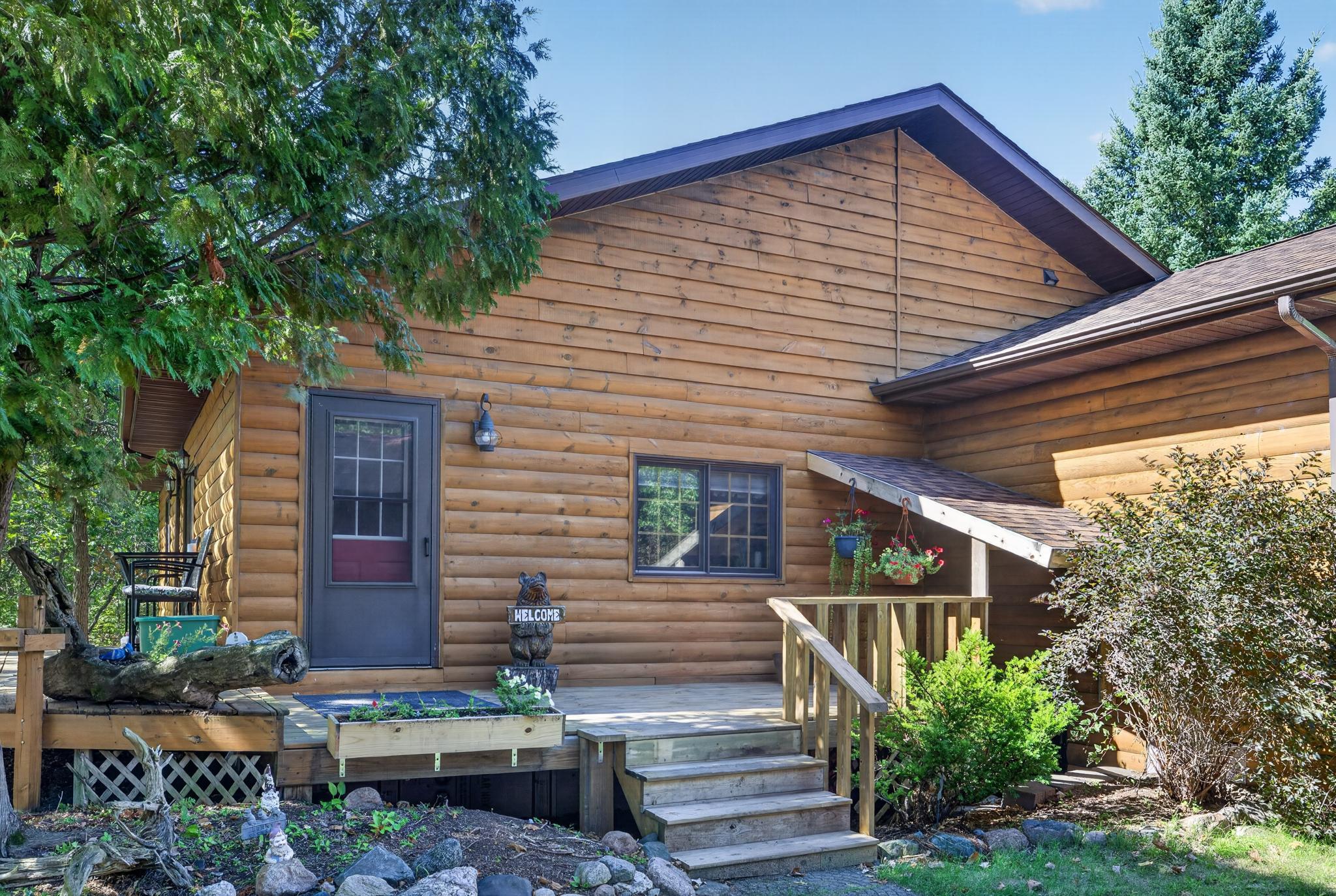 1587 SW Stallion Road