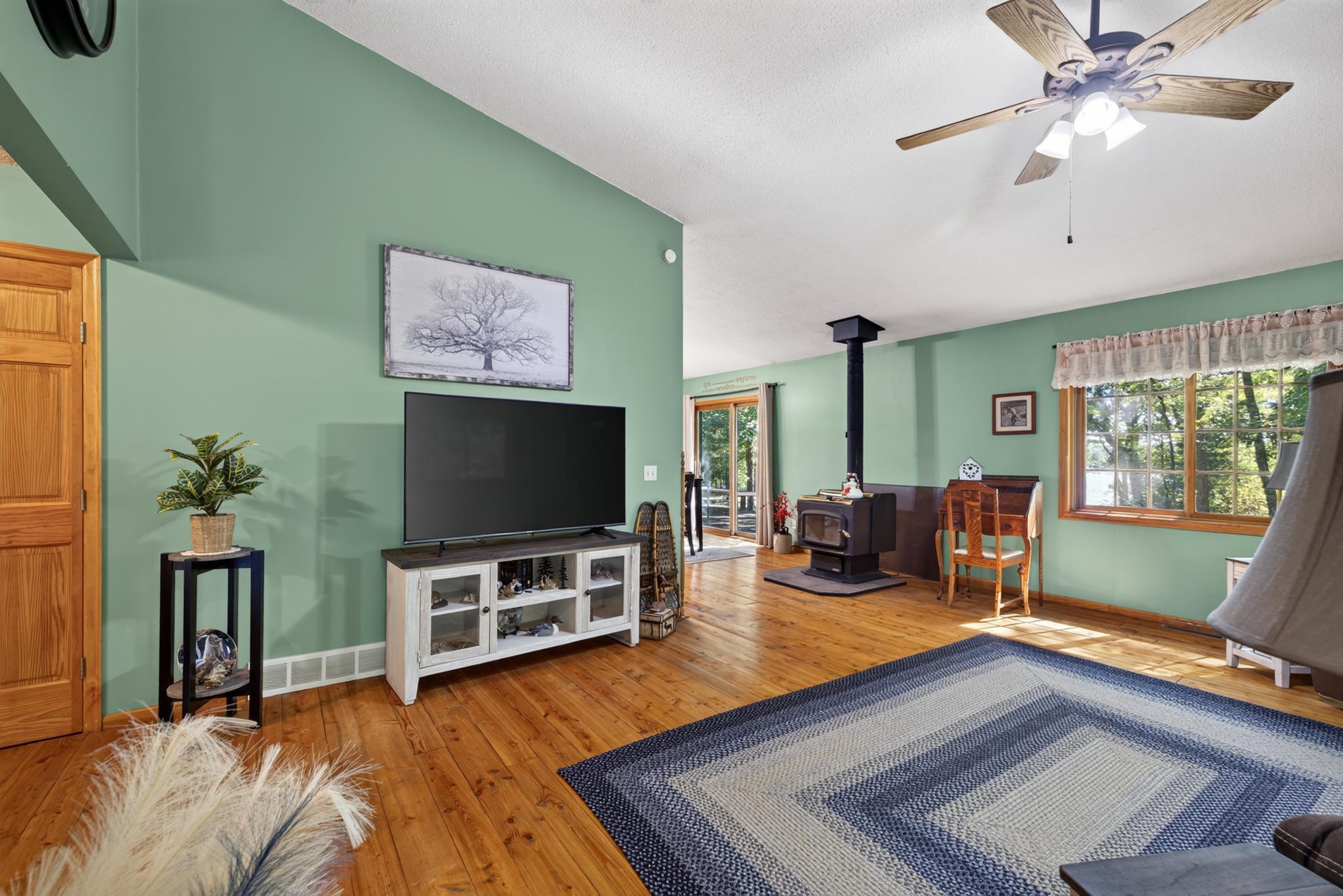 1587 SW Stallion Road