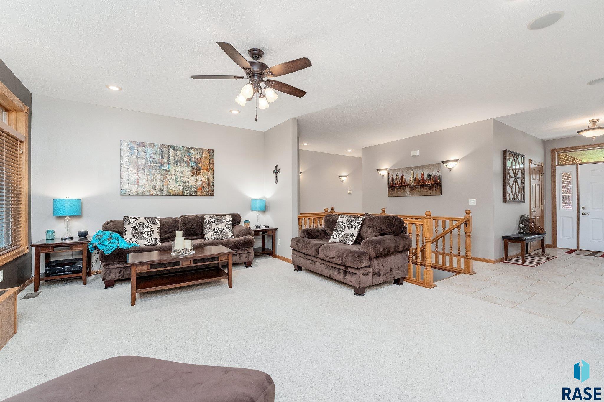 27115 Prairie View Ave