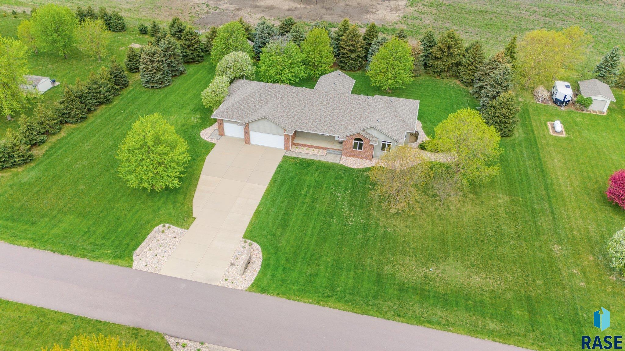 27115 Prairie View Ave