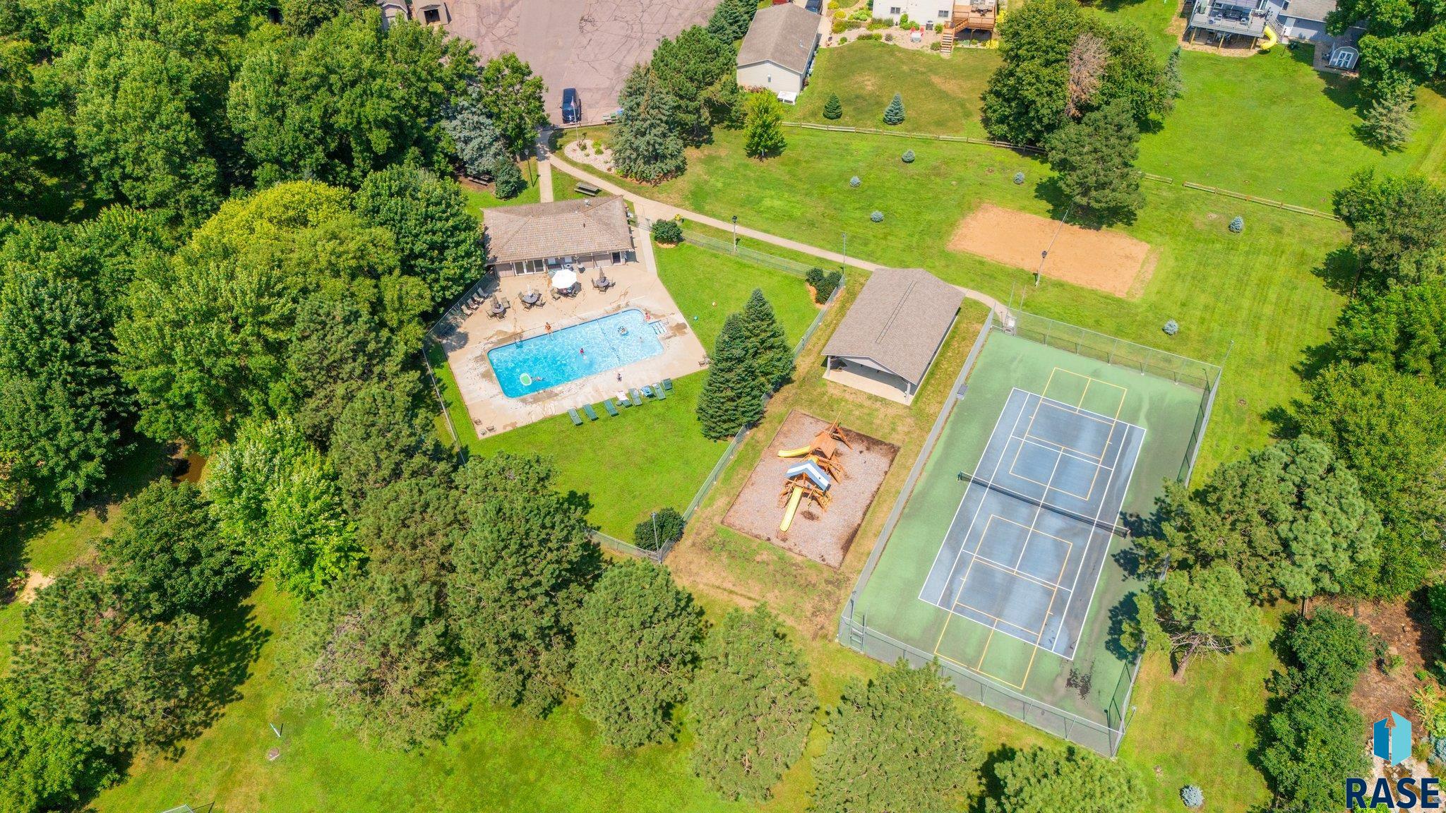505 N Appaloosa Trl