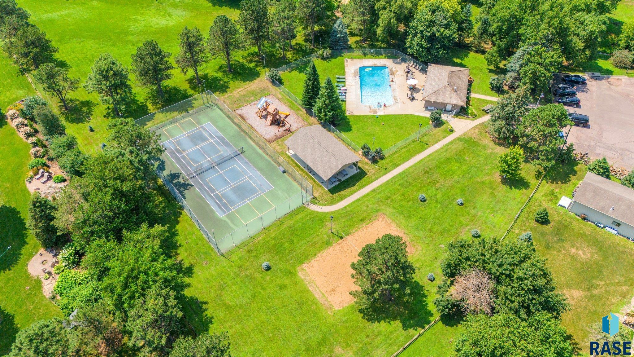 505 N Appaloosa Trl