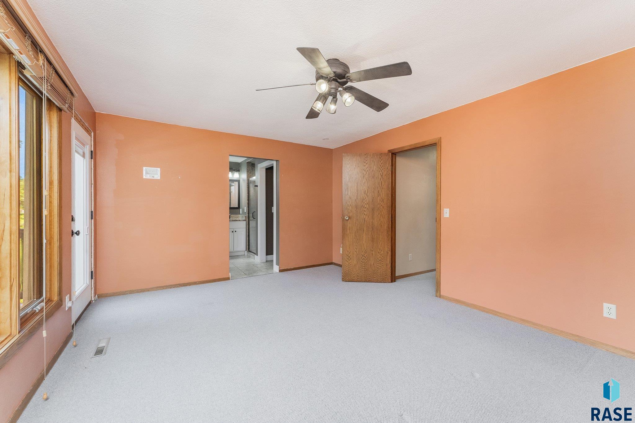 505 N Appaloosa Trl