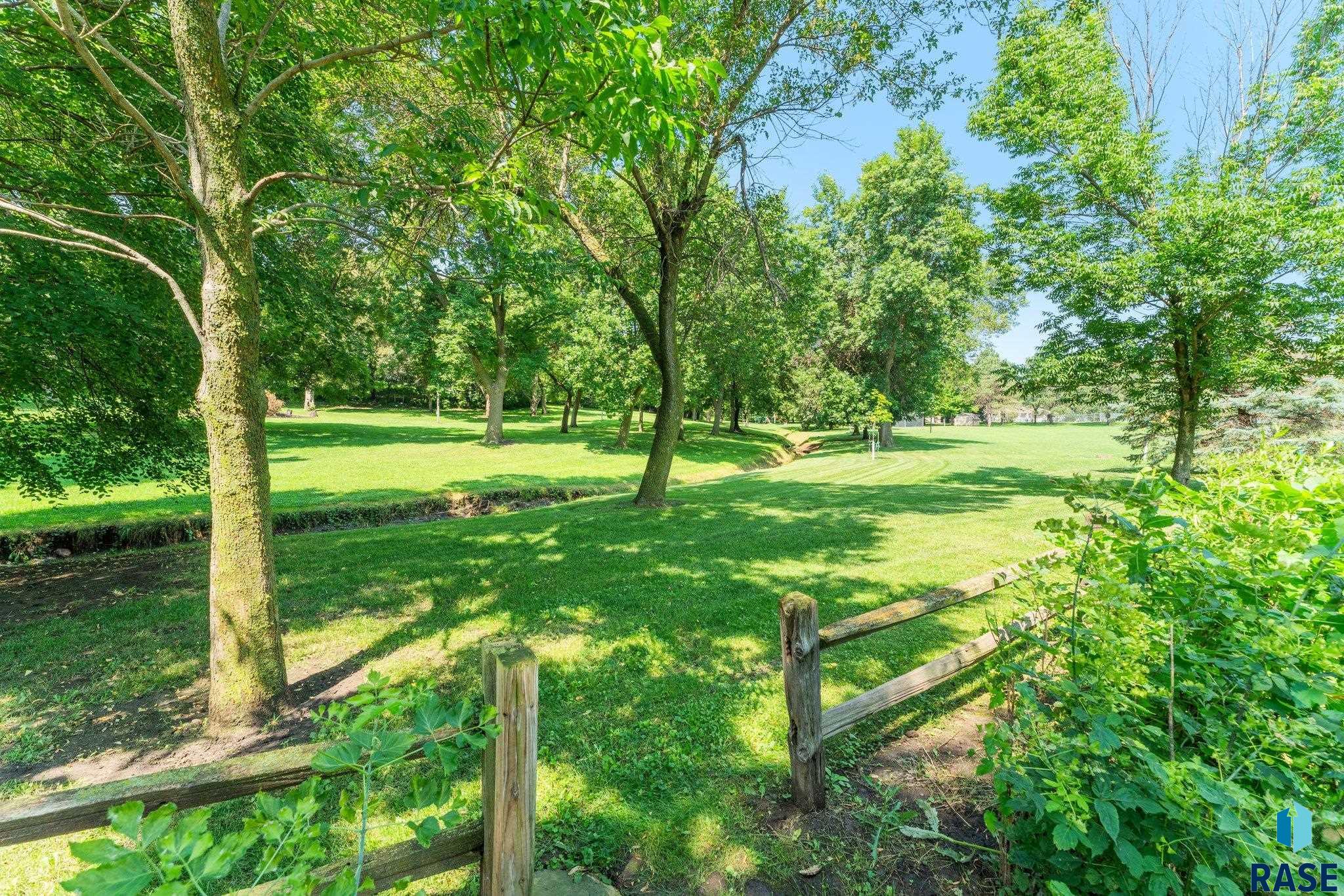 505 N Appaloosa Trl