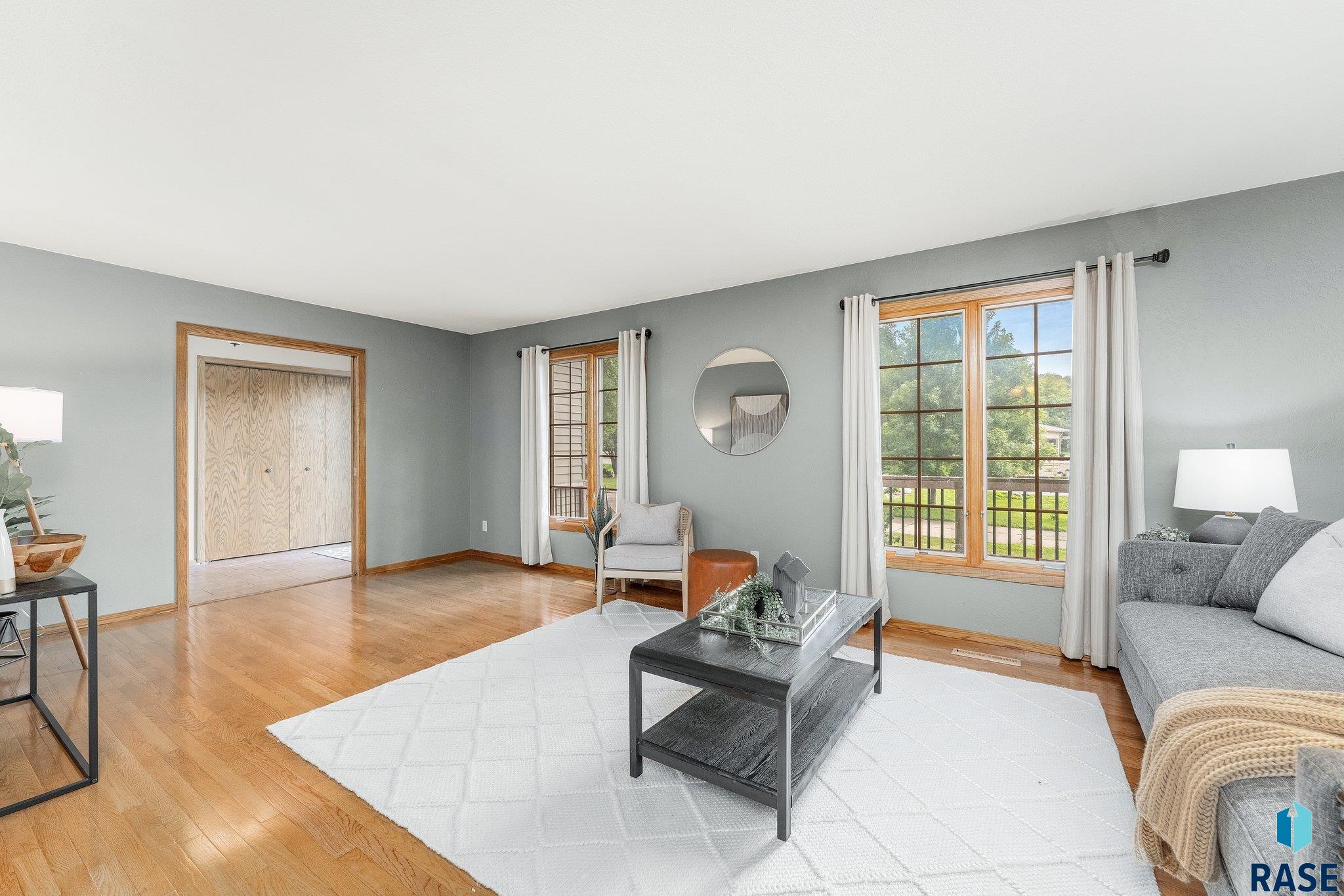 505 N Appaloosa Trl
