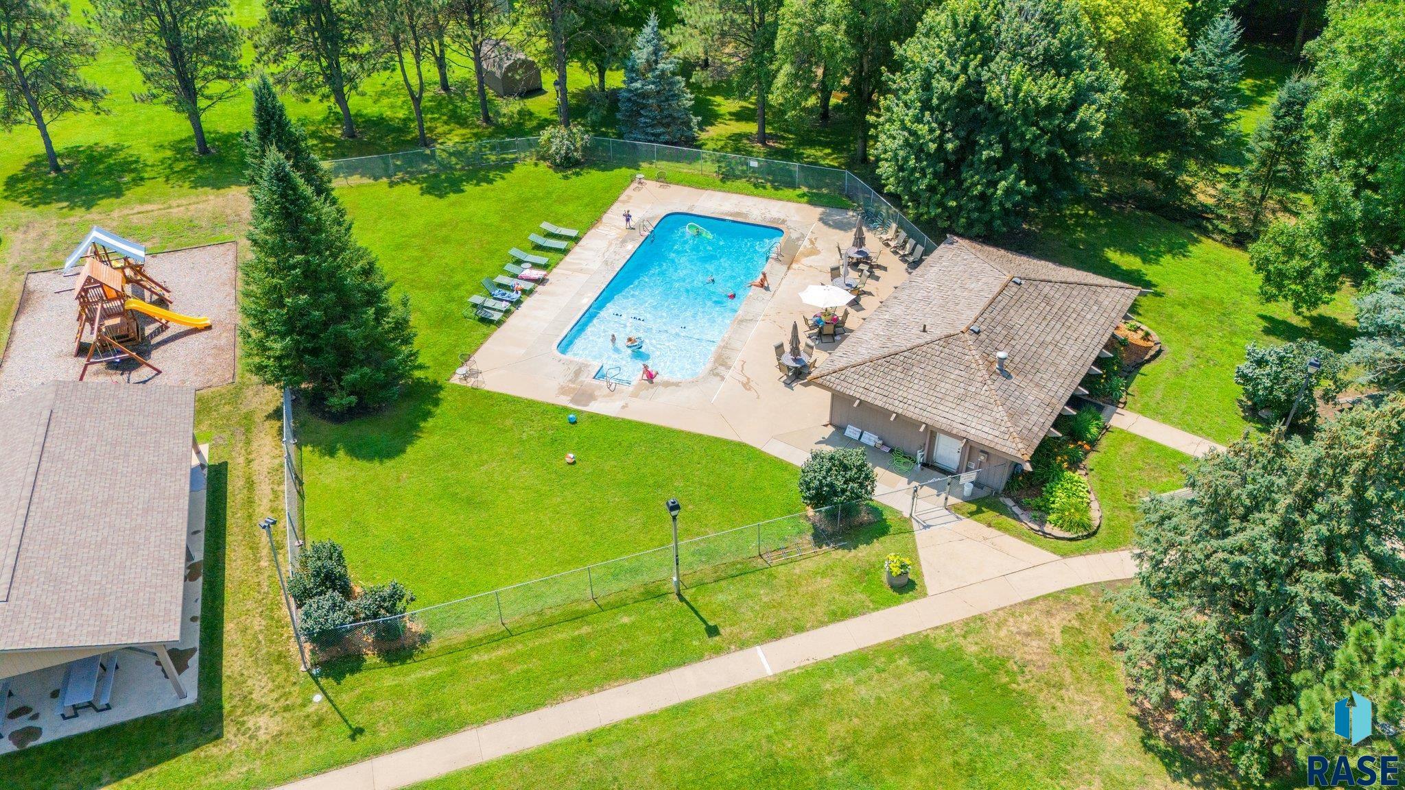 505 N Appaloosa Trl