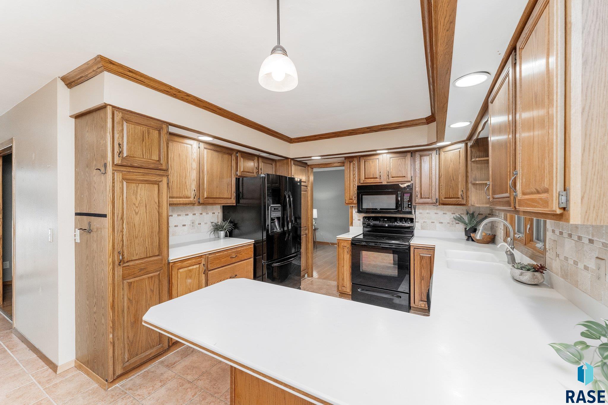 505 N Appaloosa Trl