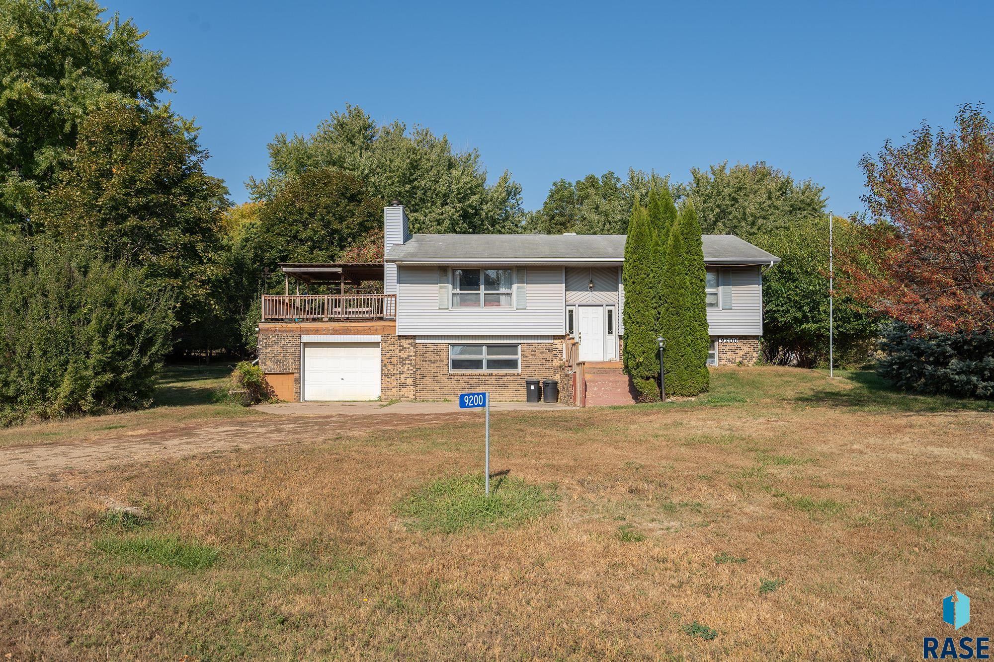 9200 E Preston Ln
