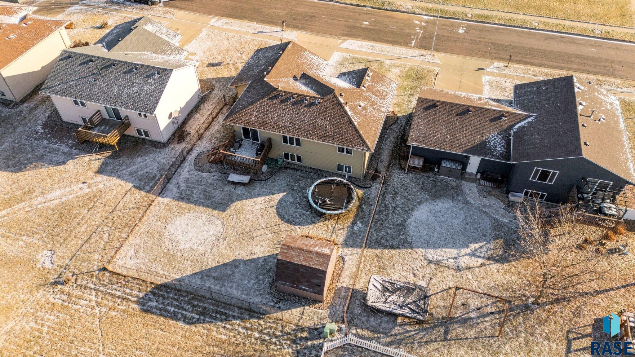 5609 S Mandy Ave