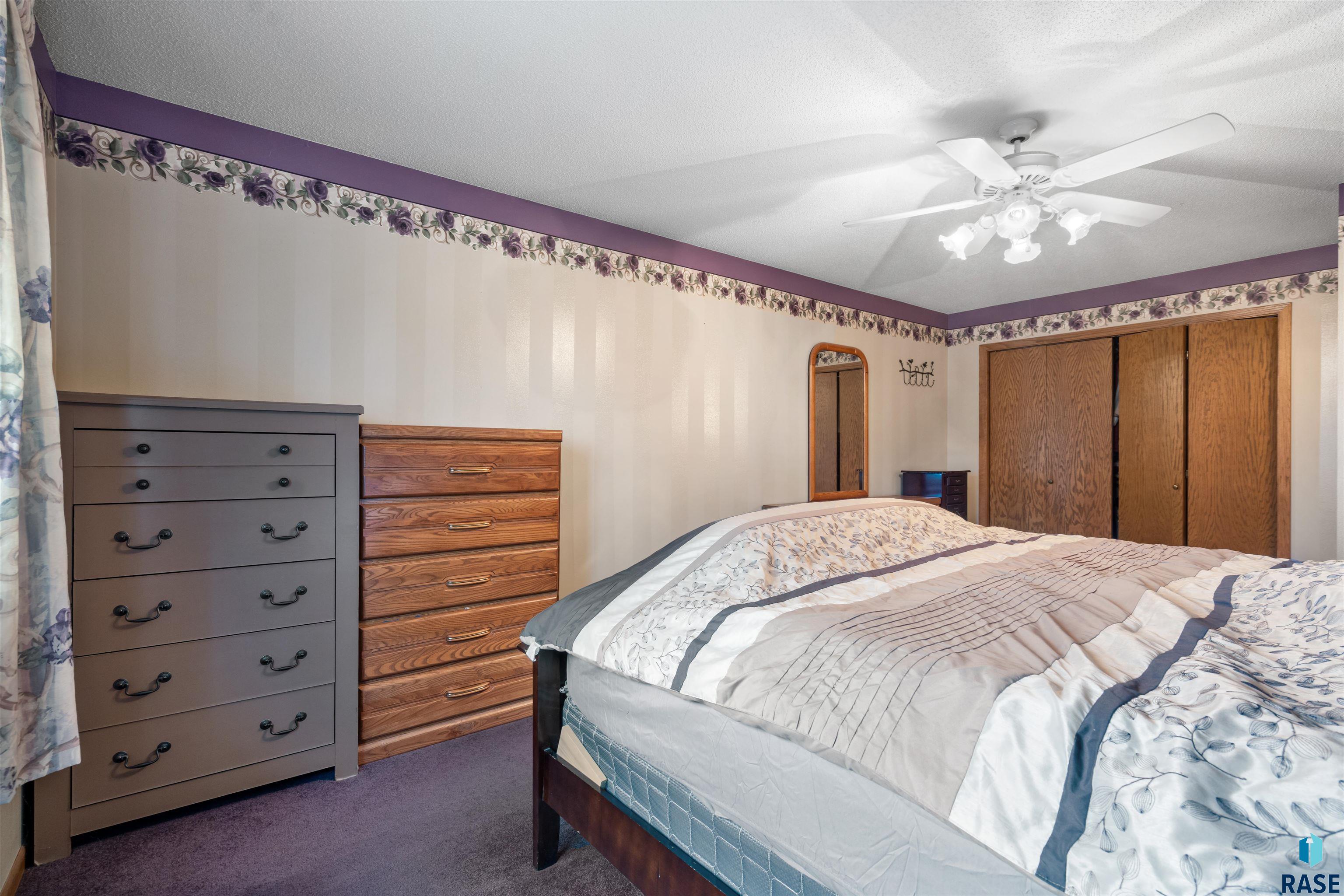1101 N Connor Trl